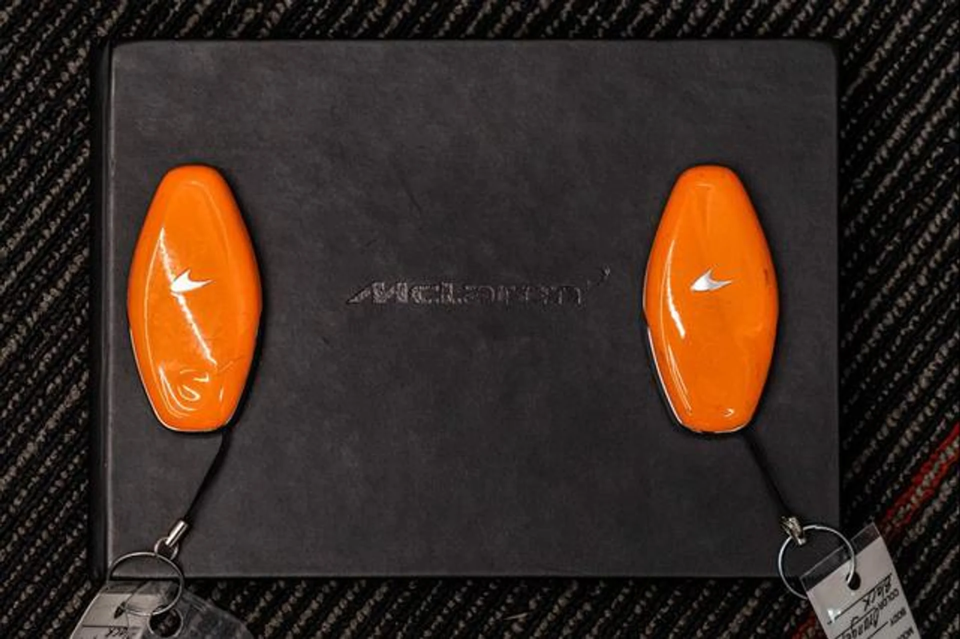 mph015_876210935_Cme_Lm9z8_Eh_A_Fo_u1k_Ec_Bld_OR_4q_A_46c19a0dc5