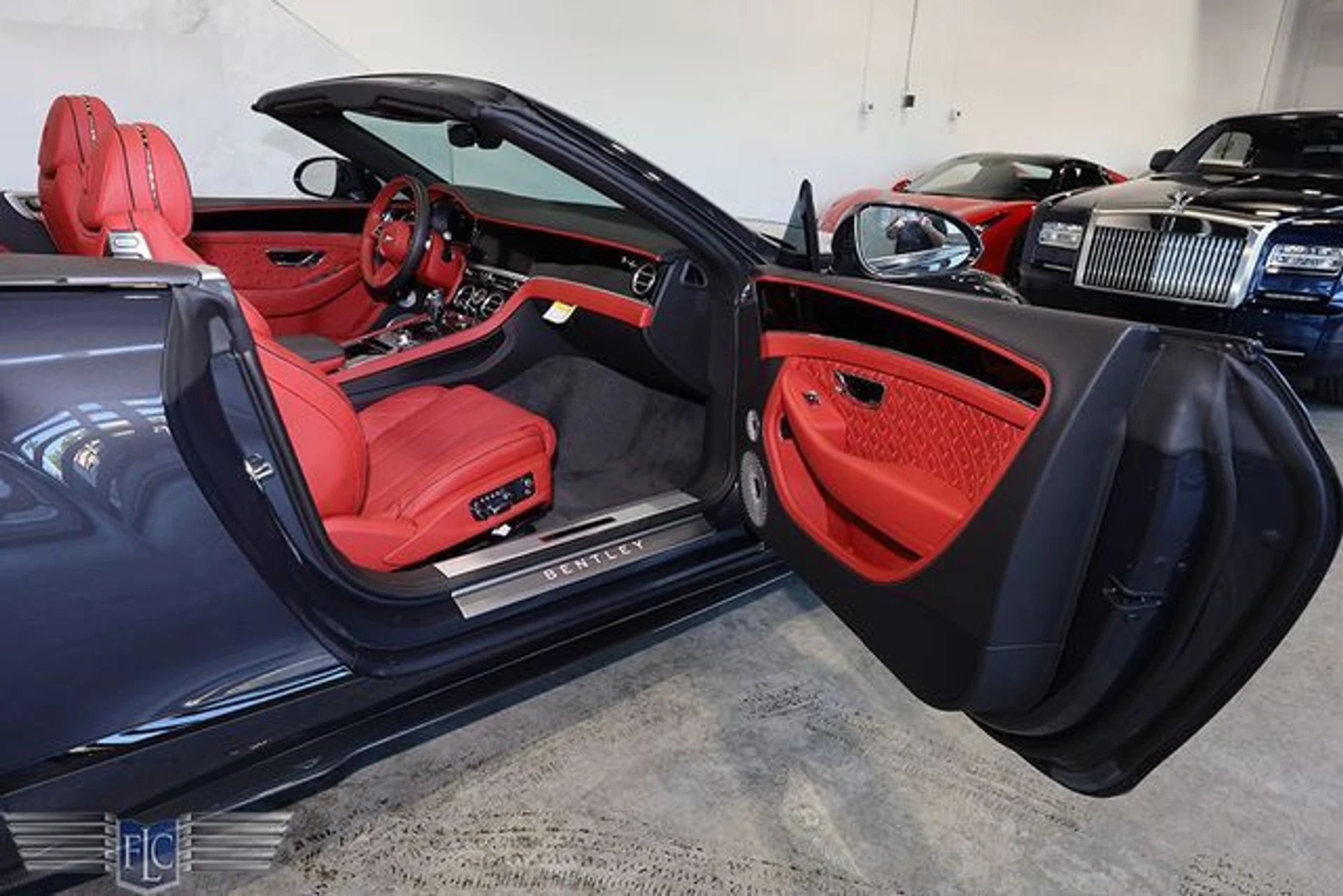 mph015_887699365_used_2022_bentley_continental_gtcv8mullinerconvertible_9689_22472853_19_640_a3a345d038