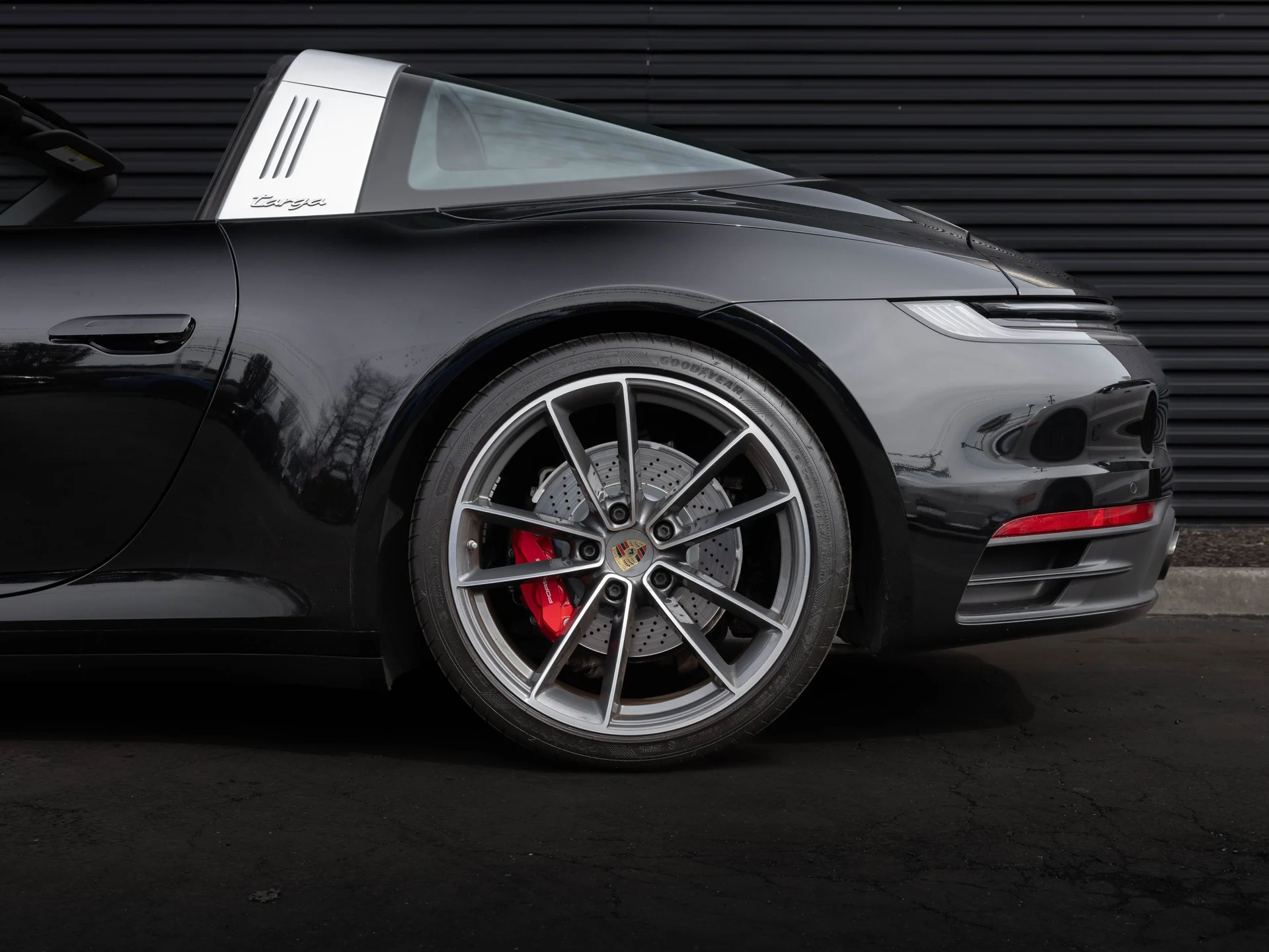 mph015_891055584_1528309ae5a073f37cb5cf34dfef1496_90dace69ec