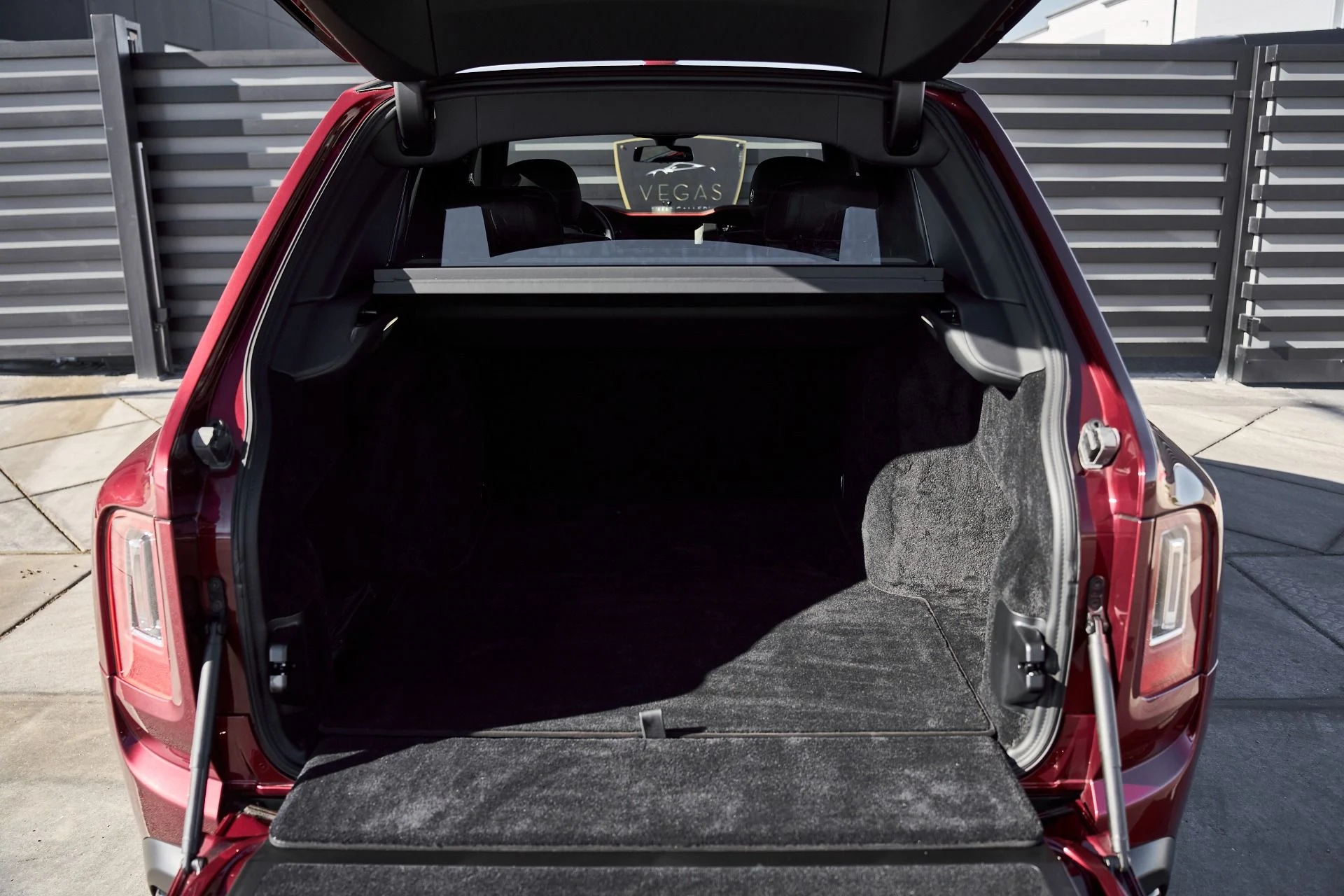 mph015_897293925_Used_2022_Rolls_Royce_Cullinan_Black_Badge_1764038705_f6561796fb