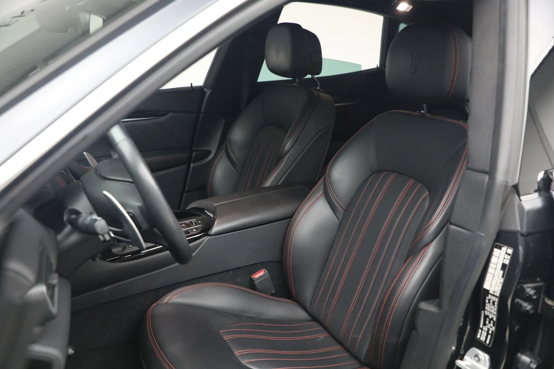 mph015_90270455_Used_2023_Maserati_Levante_GT_1791466885_54a23b2a8e