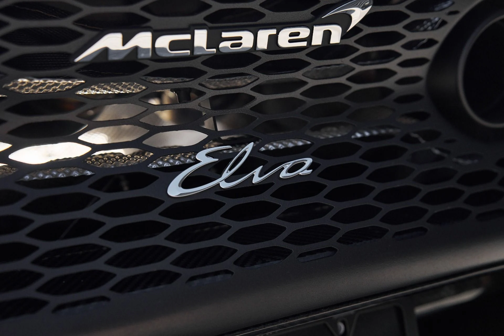 mph015_902737890_Used_2021_Mc_Laren_Elva_1762815283_b5a3915b69