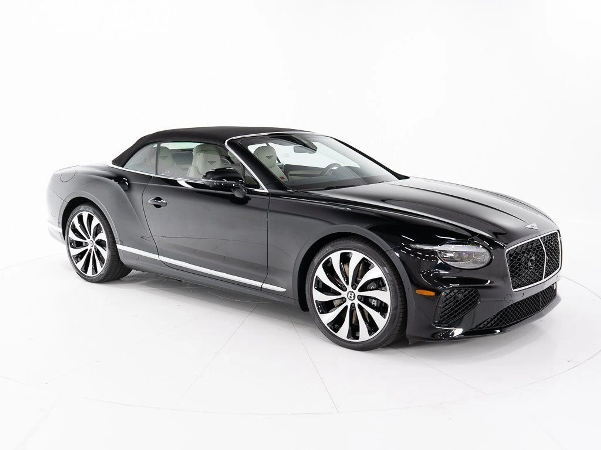 mph015_903813953_94e940666e0f2213d2941df617d62c75_5f10e79804