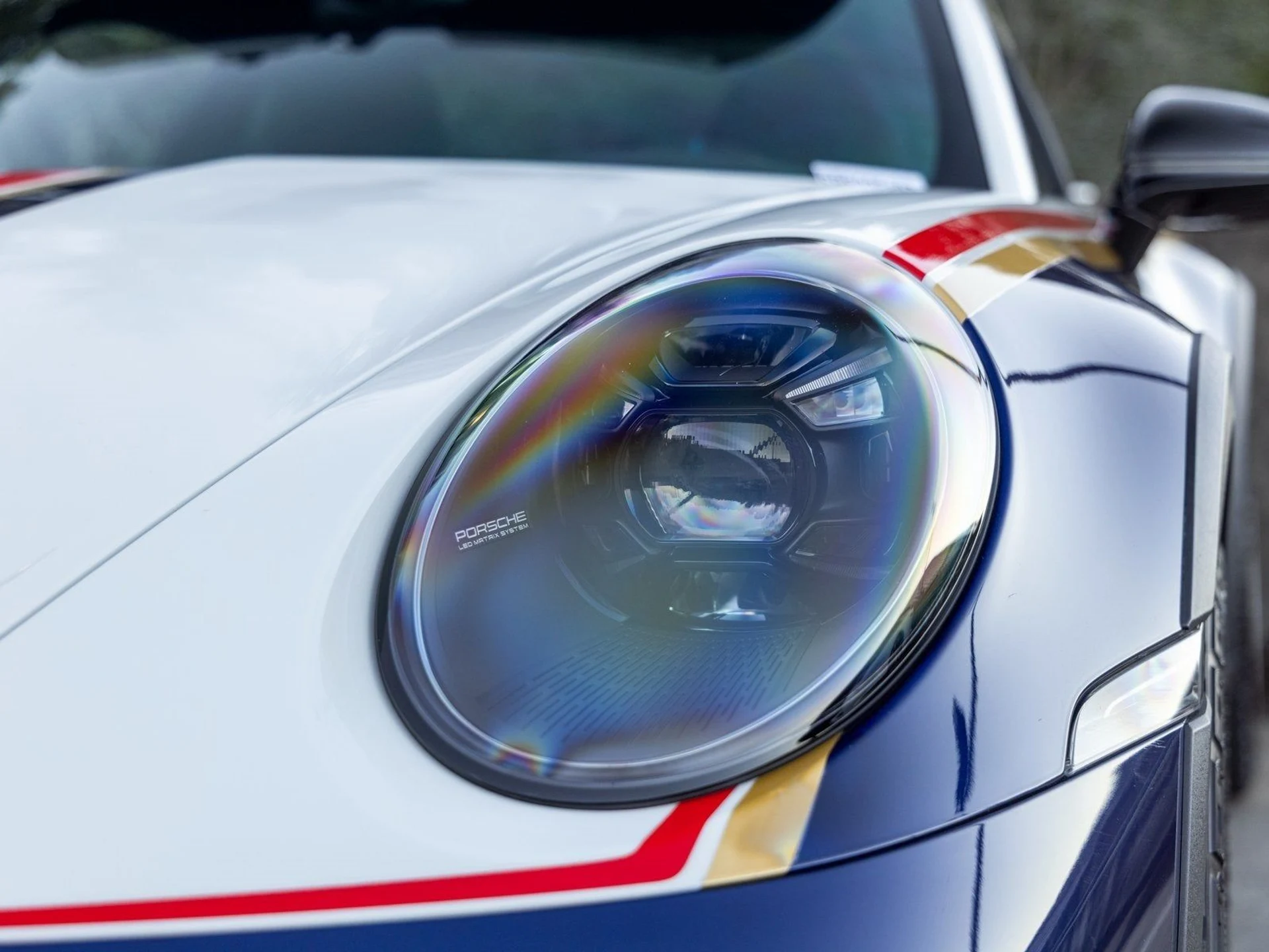 mph015_907702673_16_842e9bbf76