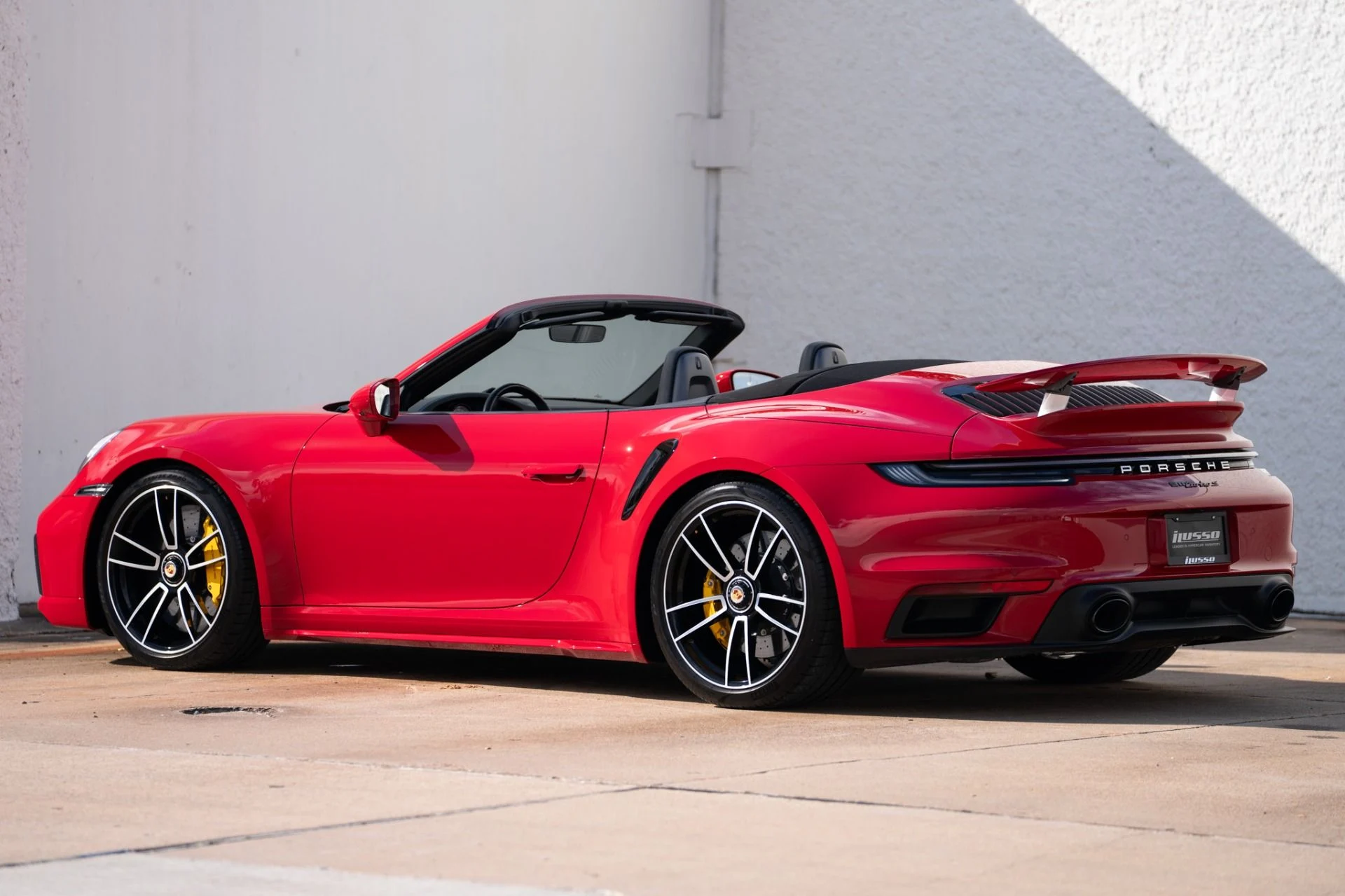 mph015_907708019_Used_2021_Porsche_911_Turbo_S_Cabriolet_1765565063_e2df4d28e3