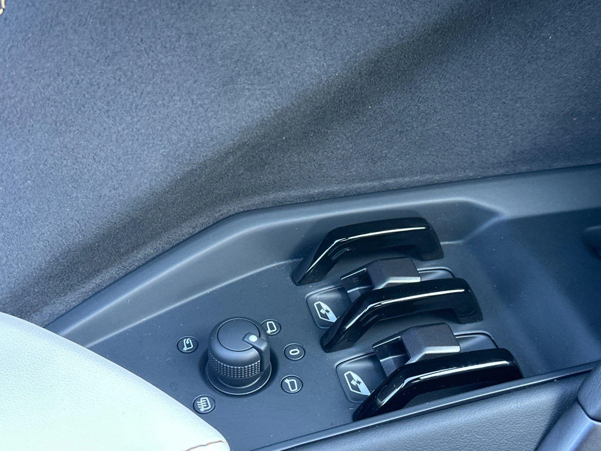 mph015_908132879_New_2026_Lamborghini_Revuelto_1776759412_fab9b3fd82