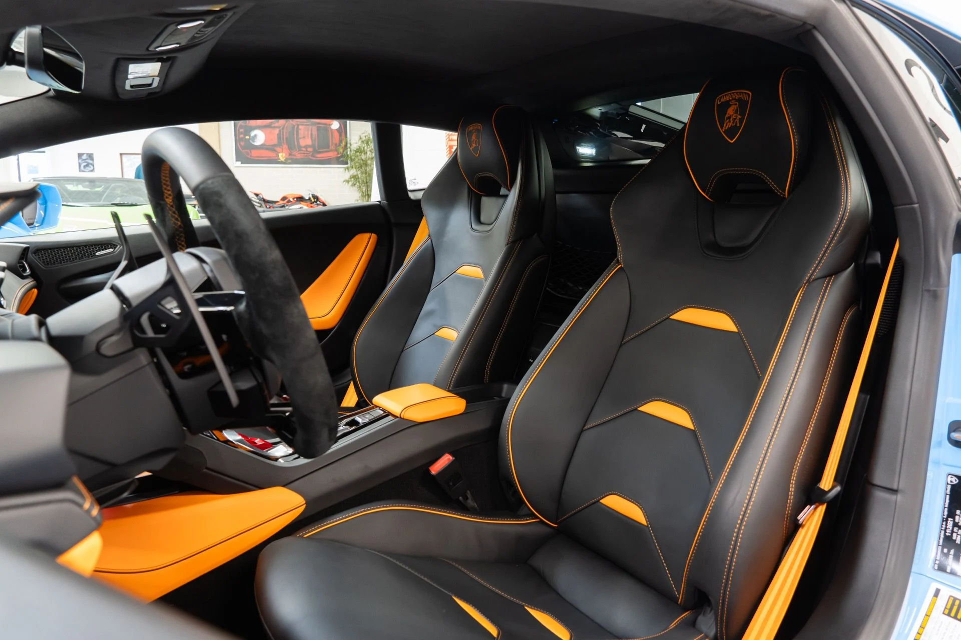mph015_917080430_Used_2022_Lamborghini_Huracan_EVO_1760474272_7d9163cfbf