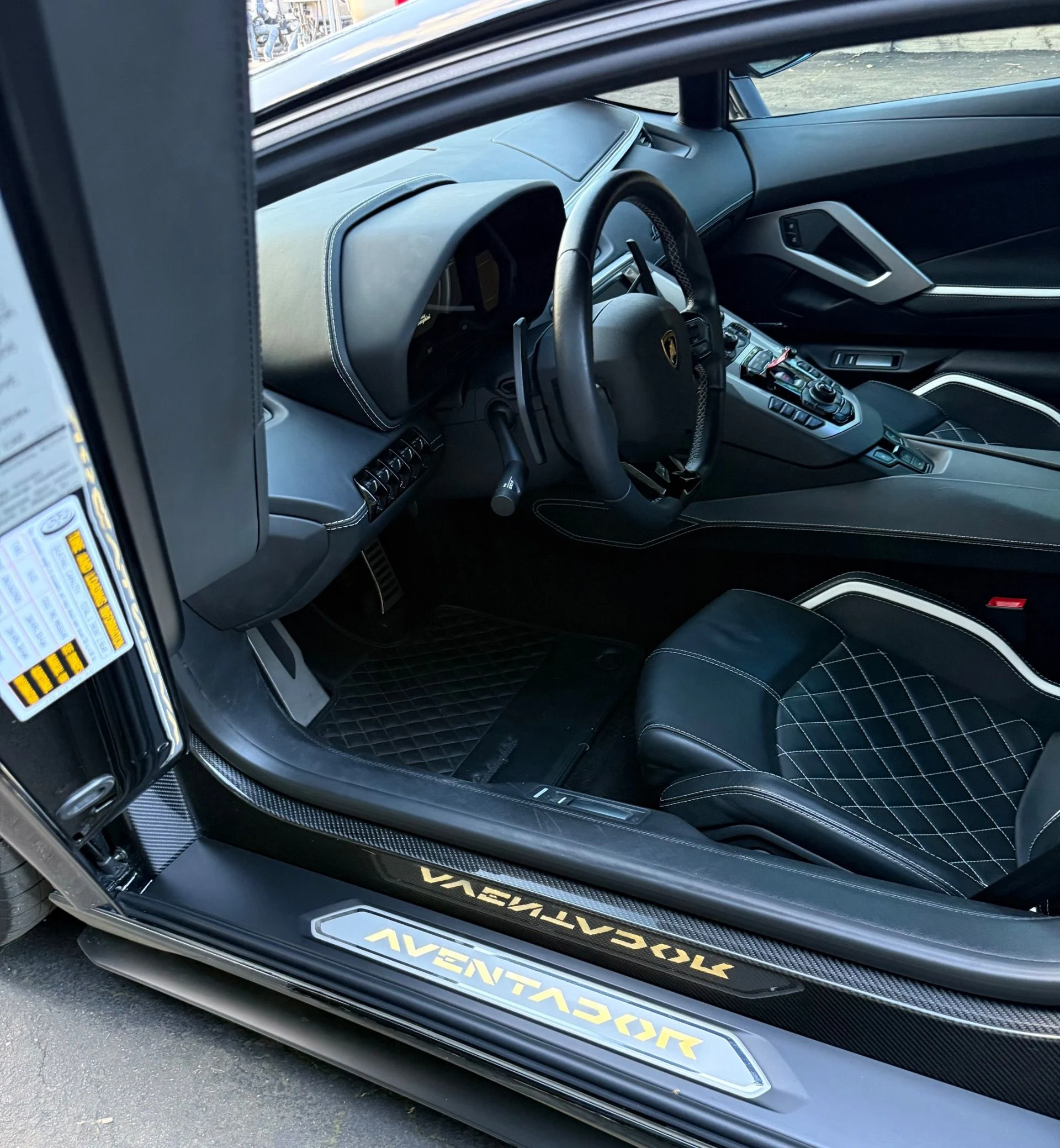 mph015_926694860_Used_2017_Lamborghini_Aventador_LP_740_4_S_1772653133_39c3246524