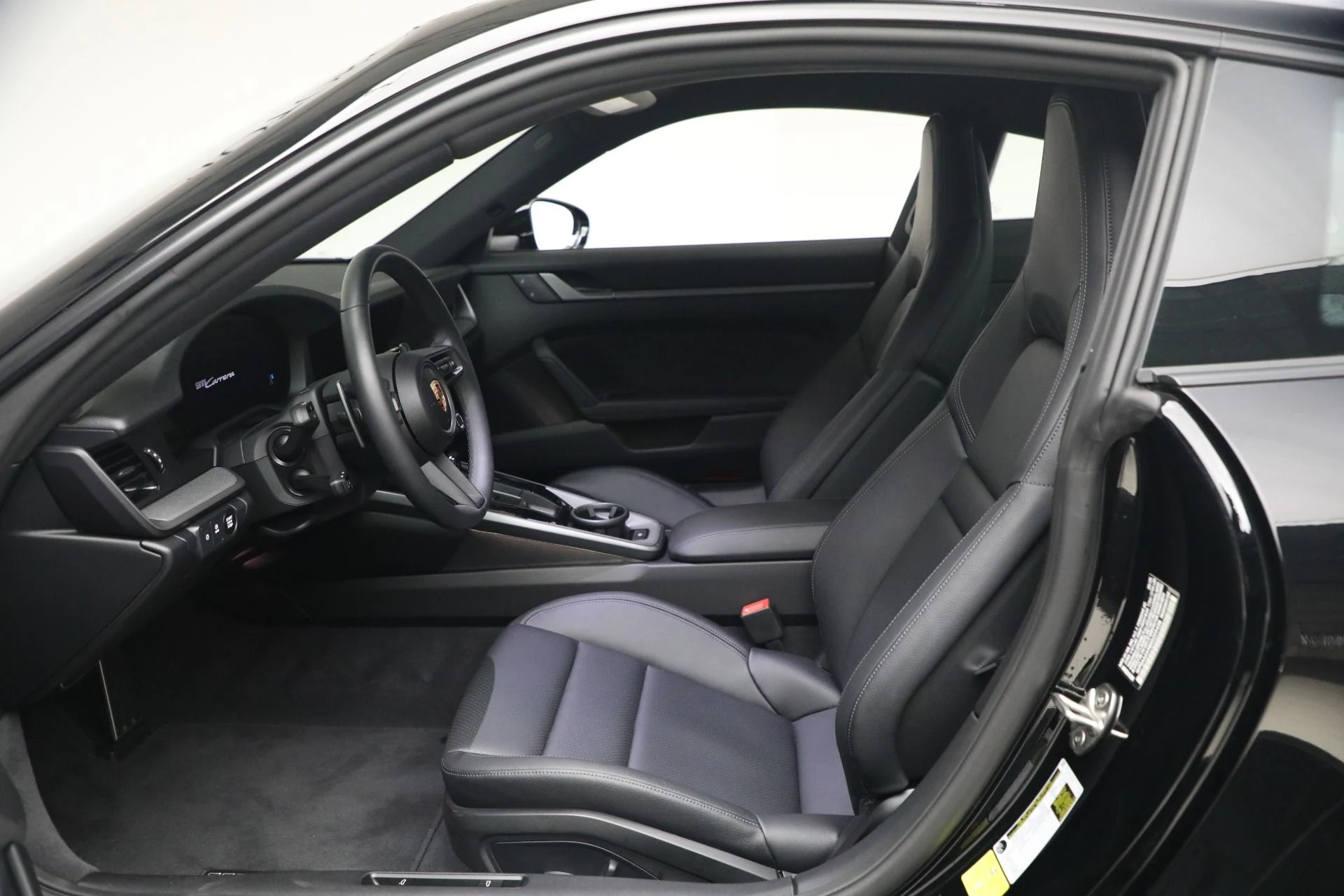 mph015_926936382_Used_2025_Porsche_911_Carrera_1776712574_6ab62fe44f