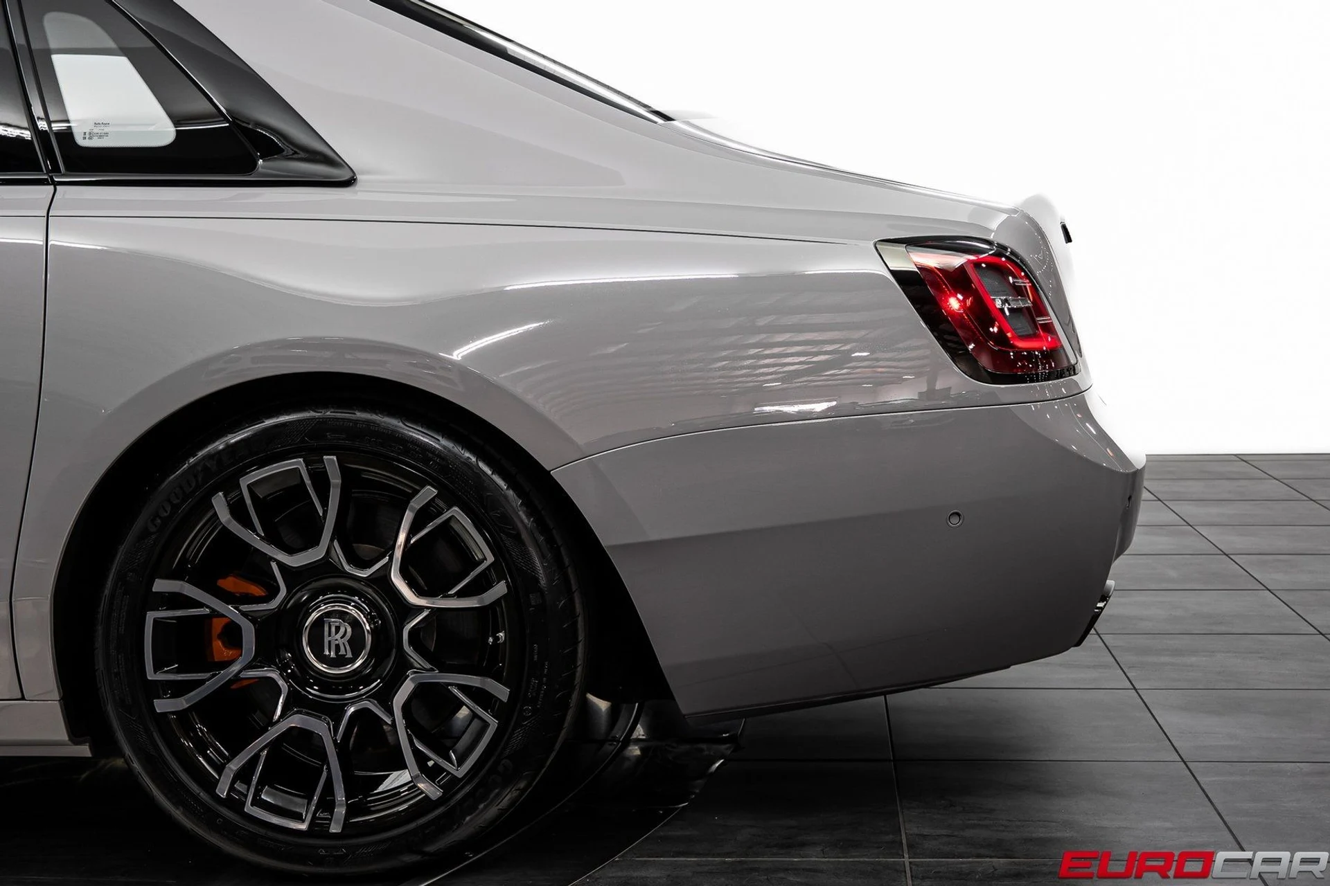 mph015_929805351_image_16_2c55709df9