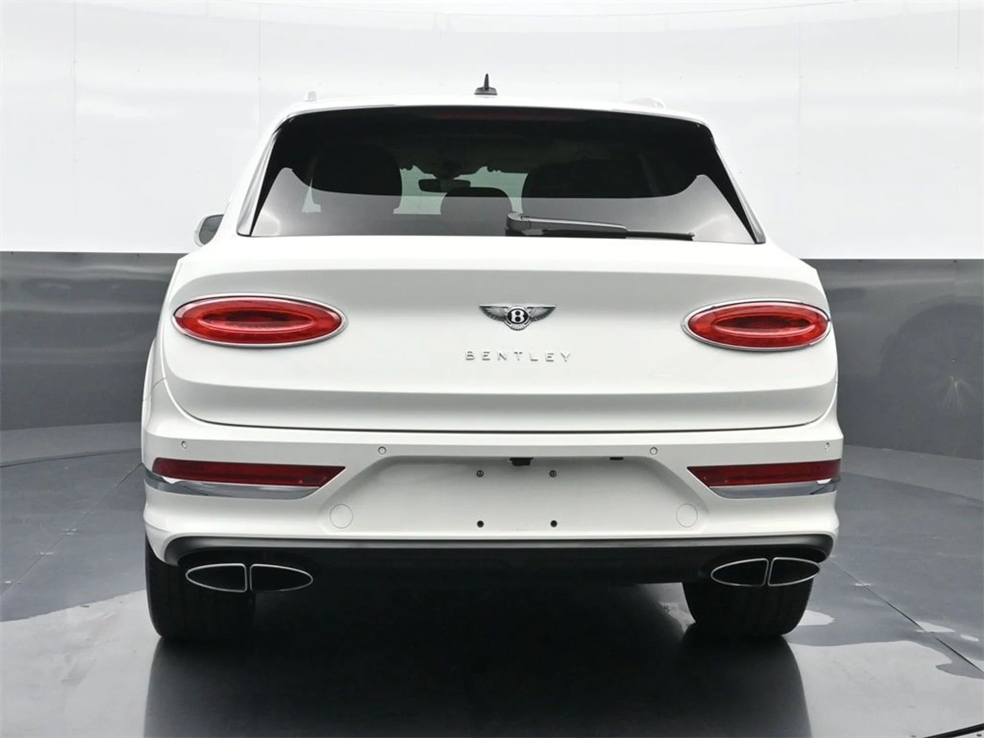 mph015_930410226_3b3066f9489c26a07467e36d35de9532x_4051273c90