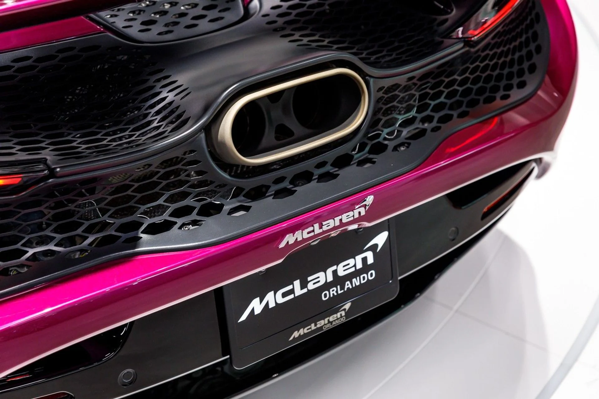 mph015_932177175_676_p16_l_ddbedc7eac