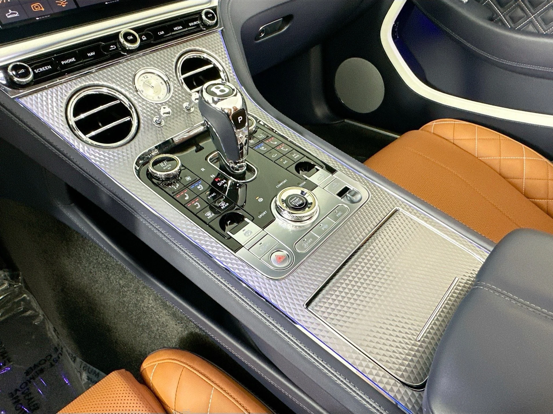 mph015_936540648_16_bf8a1bee35