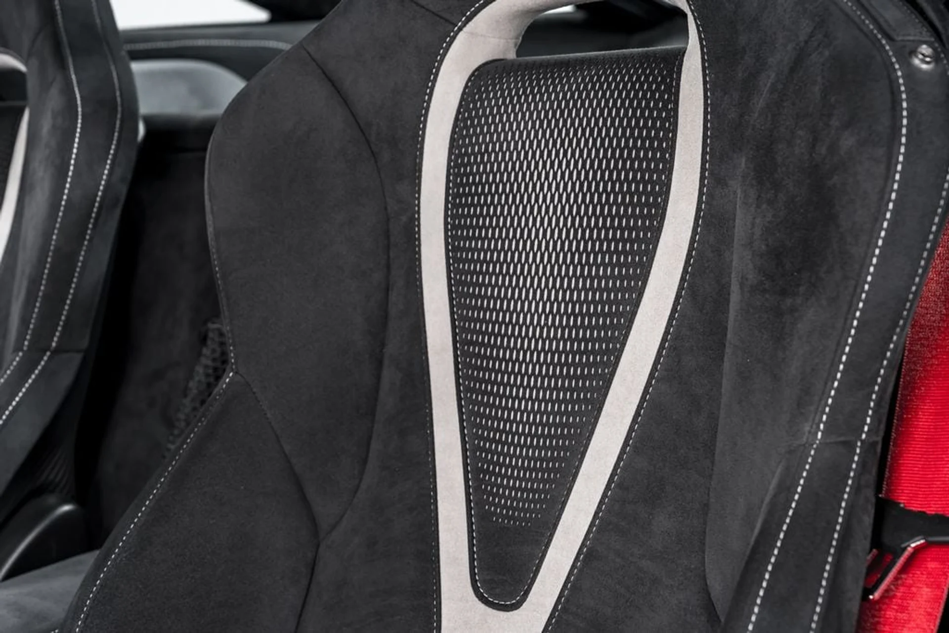 mph015_936825986_88534bb40848b4709240896efe60fe3cx_bc6fa3eae1