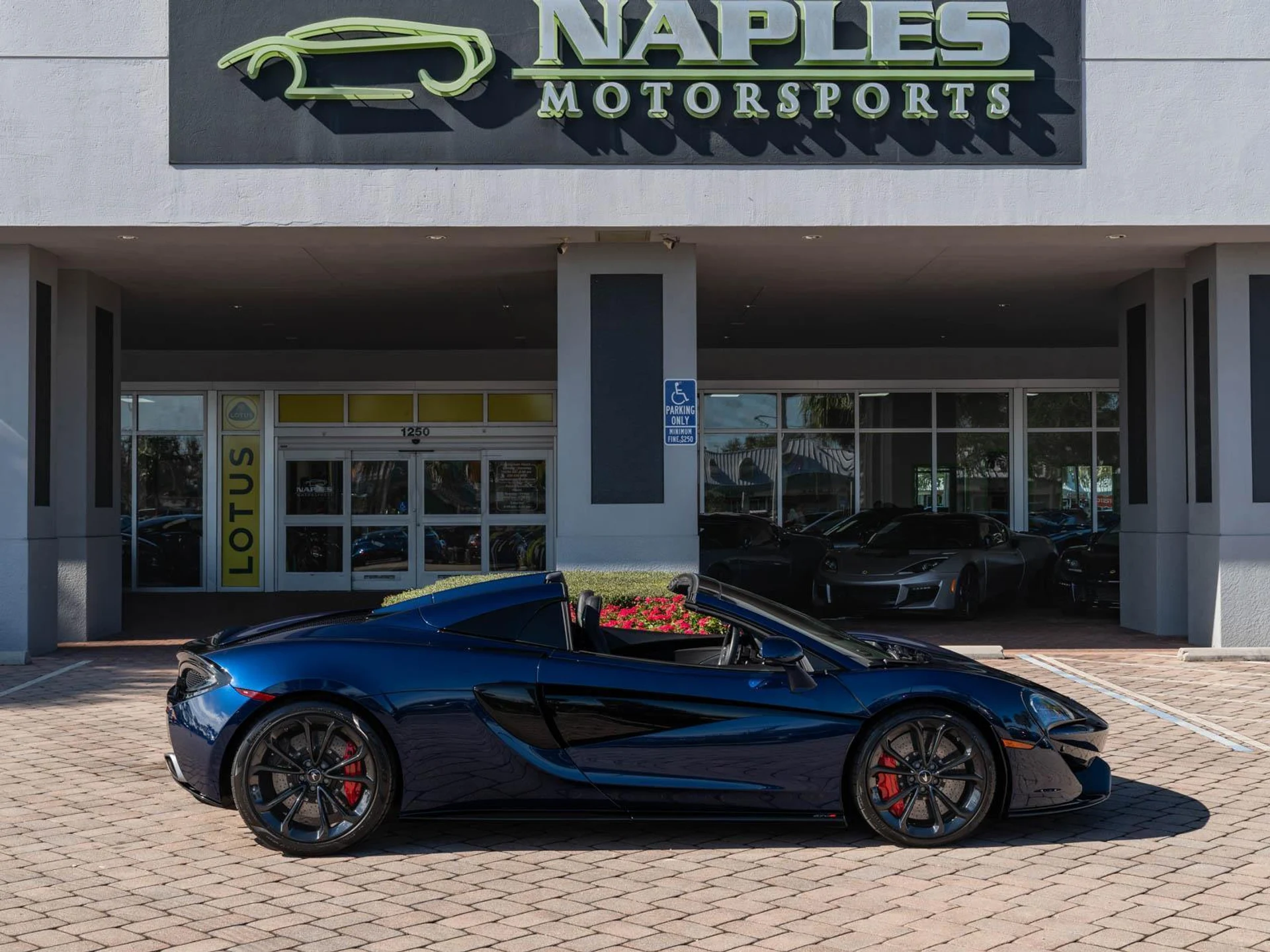 mph015_941188907_Used_2020_Mc_Laren_570s_Spider_1778774516_0e0d28f351