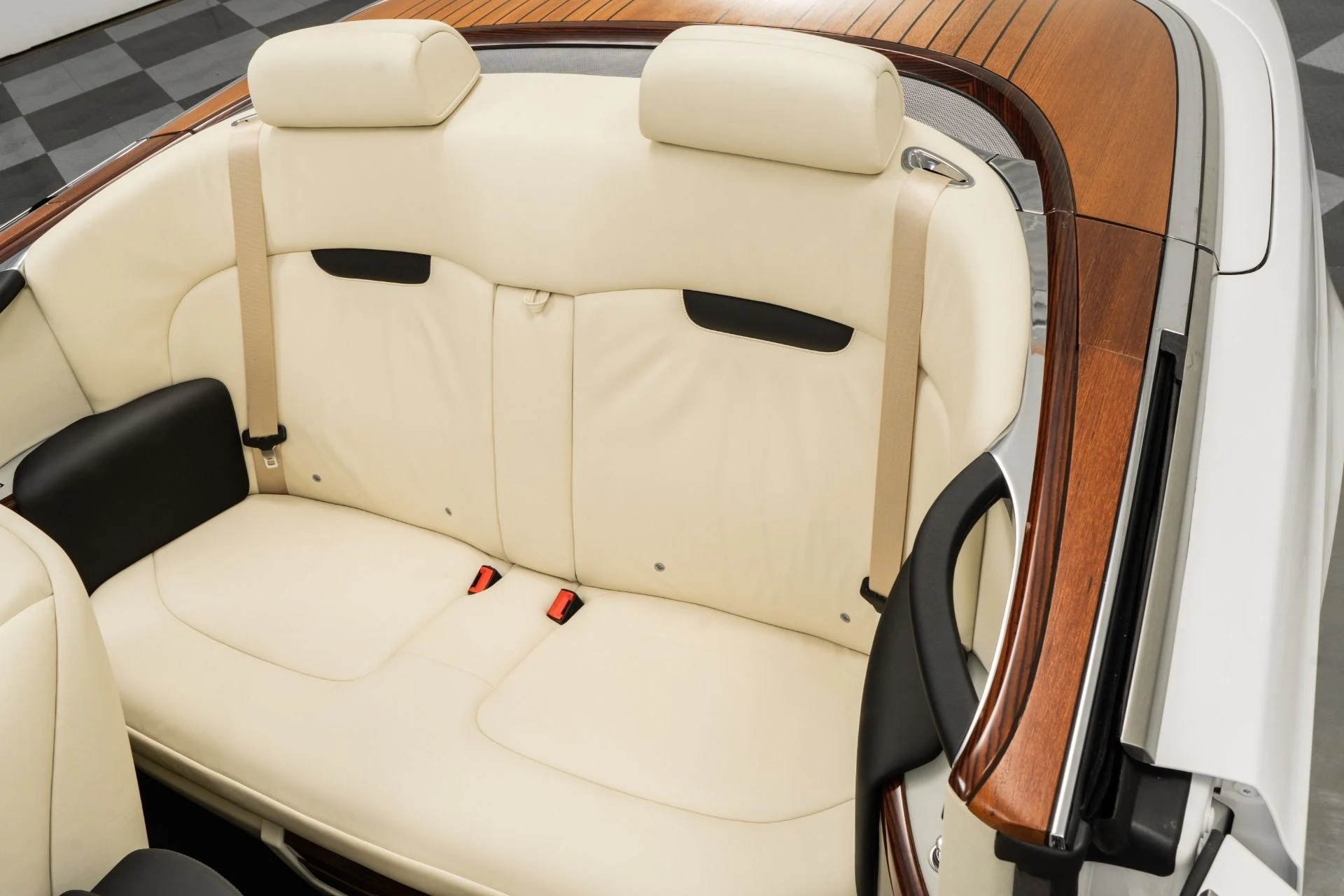 mph015_944533583_Used_2008_Rolls_Royce_Phantom_Drophead_Coupe_Teak_Decking_Stainless_Bonnet_1780339567_1cb87ecdcb