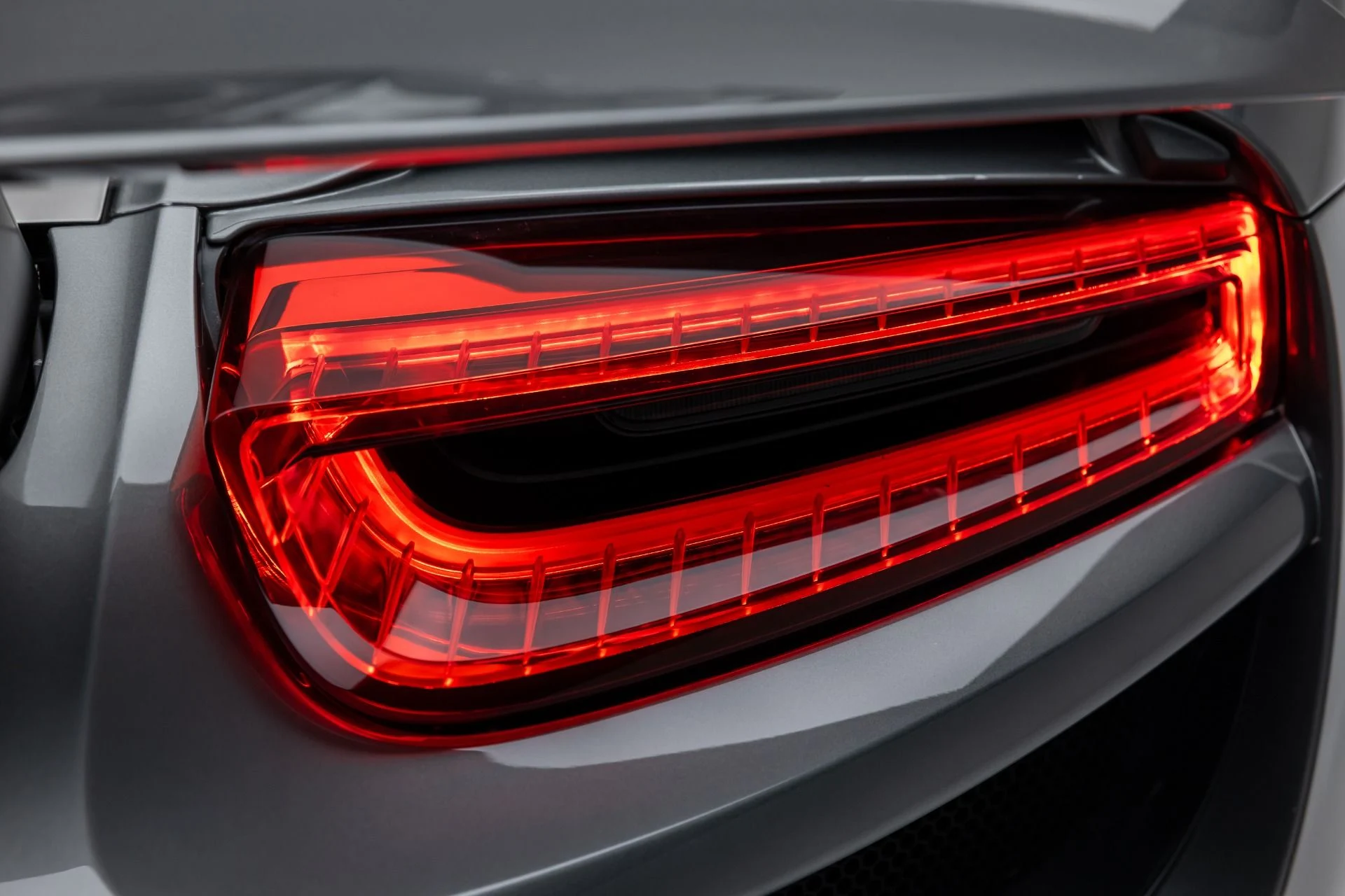 mph015_950413179_13429_p16_l_b755117115