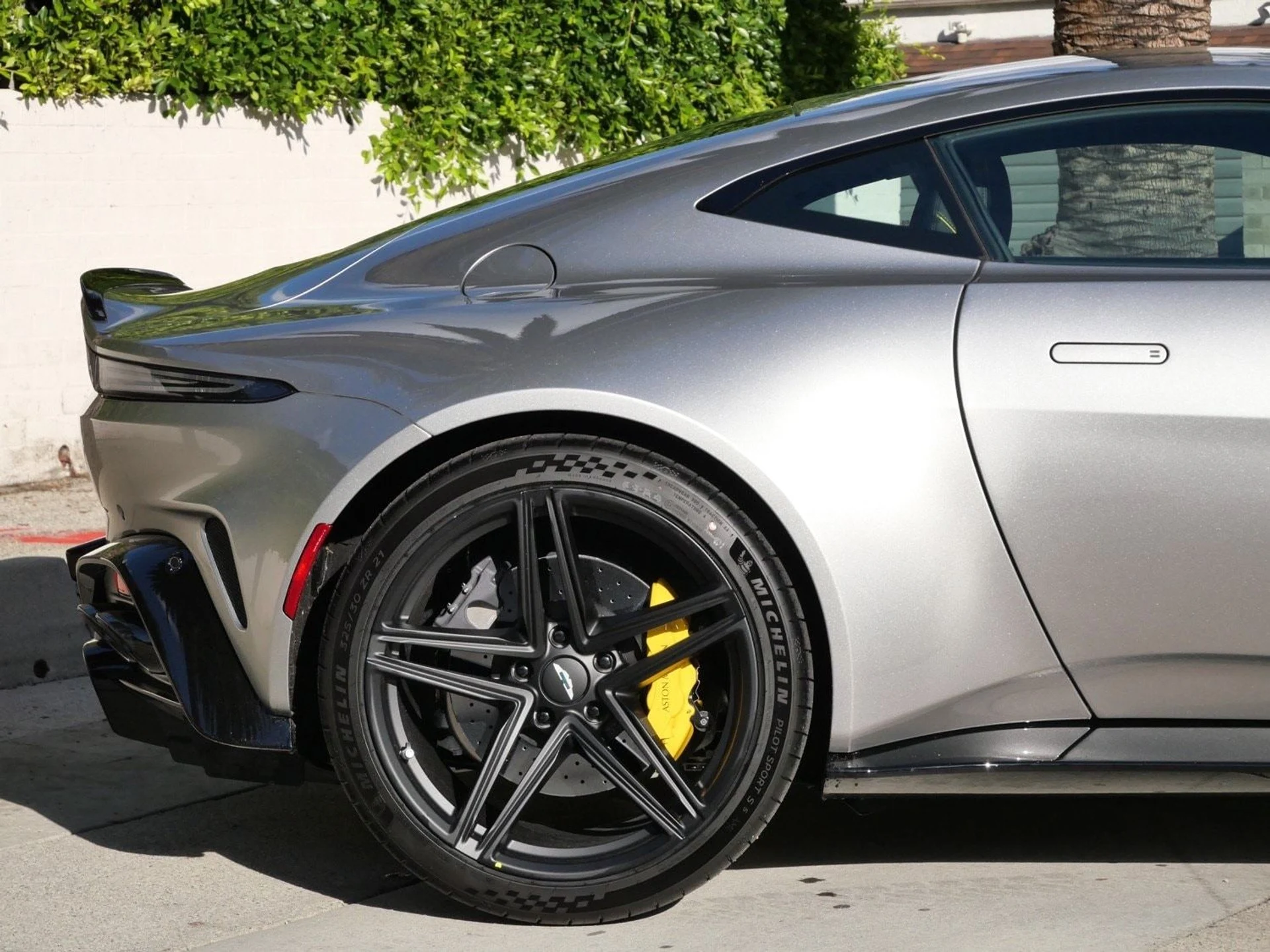 mph015_958102553_fa3f3c90c9839146d9e83172cae03cc7x_6024f6b1a5