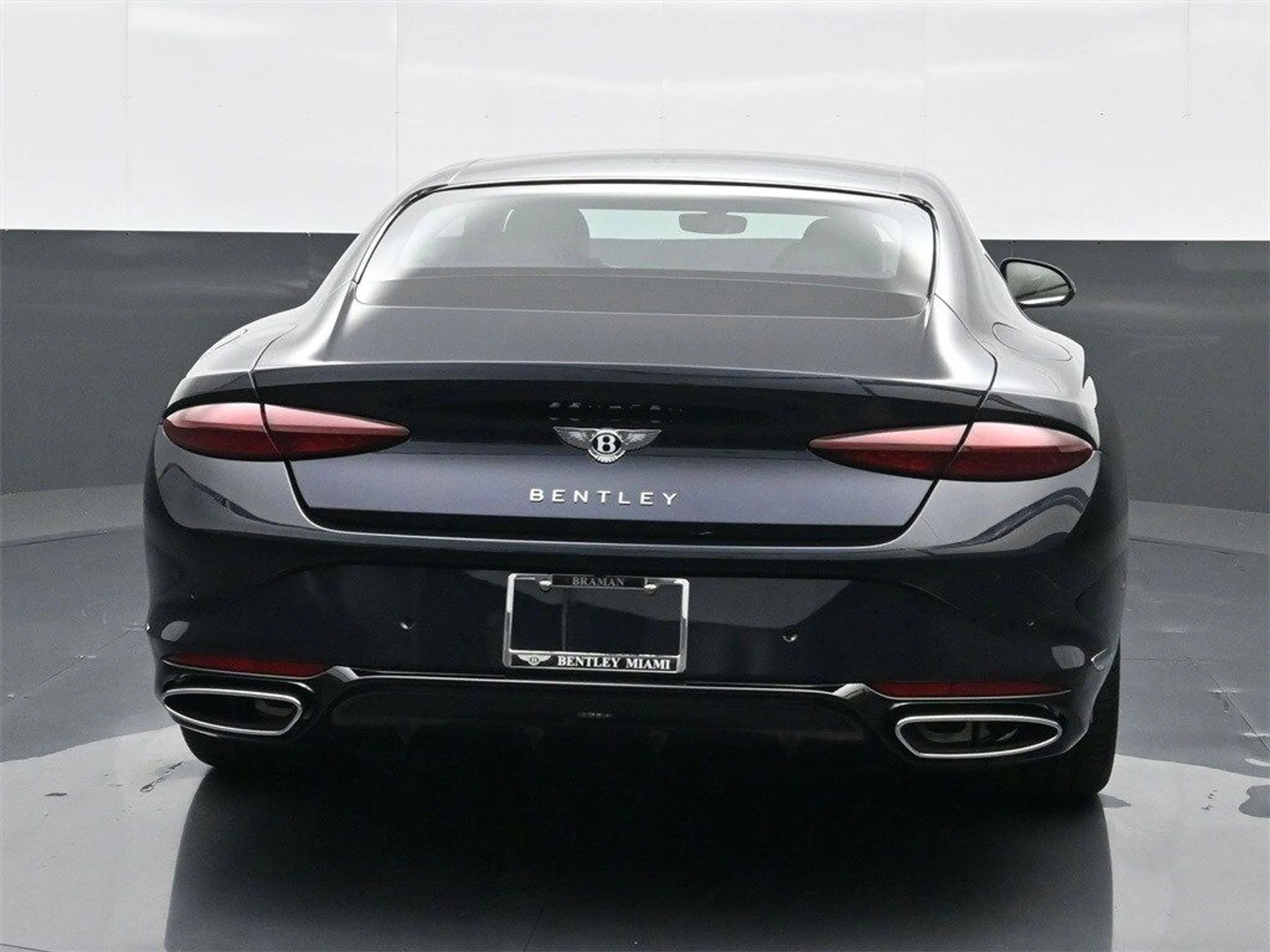 mph015_958266401_368cd72815b400ae21b573003471a9eax_9ba279cd04