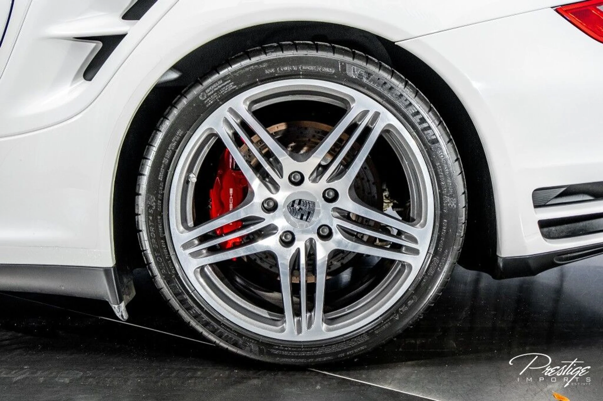 mph015_96101056_f9d2bec3775ea5e1d412675a84d298e0_d800449060