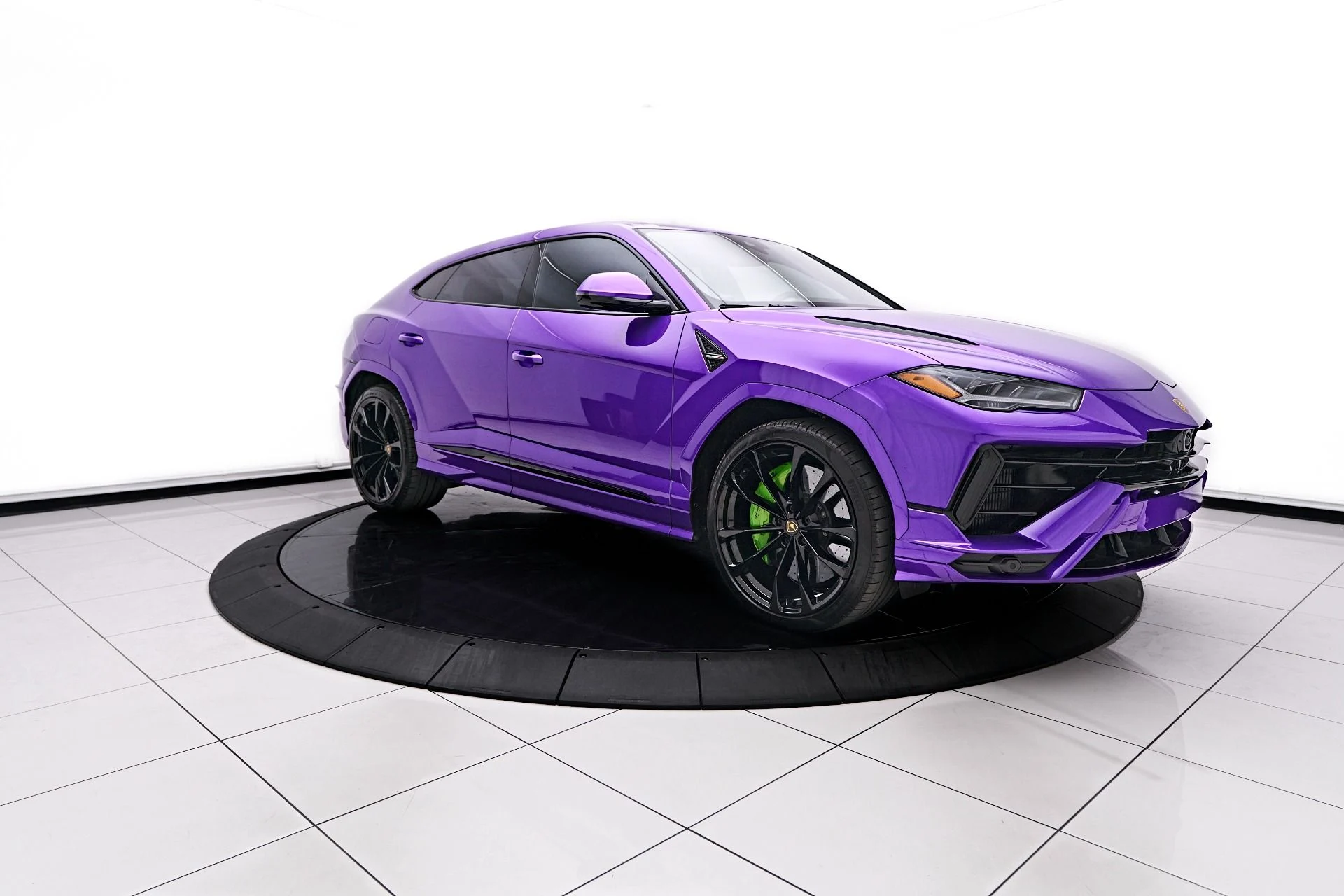 mph015_969824525_Used_2024_Lamborghini_Urus_S_1753236168_88968e6d06