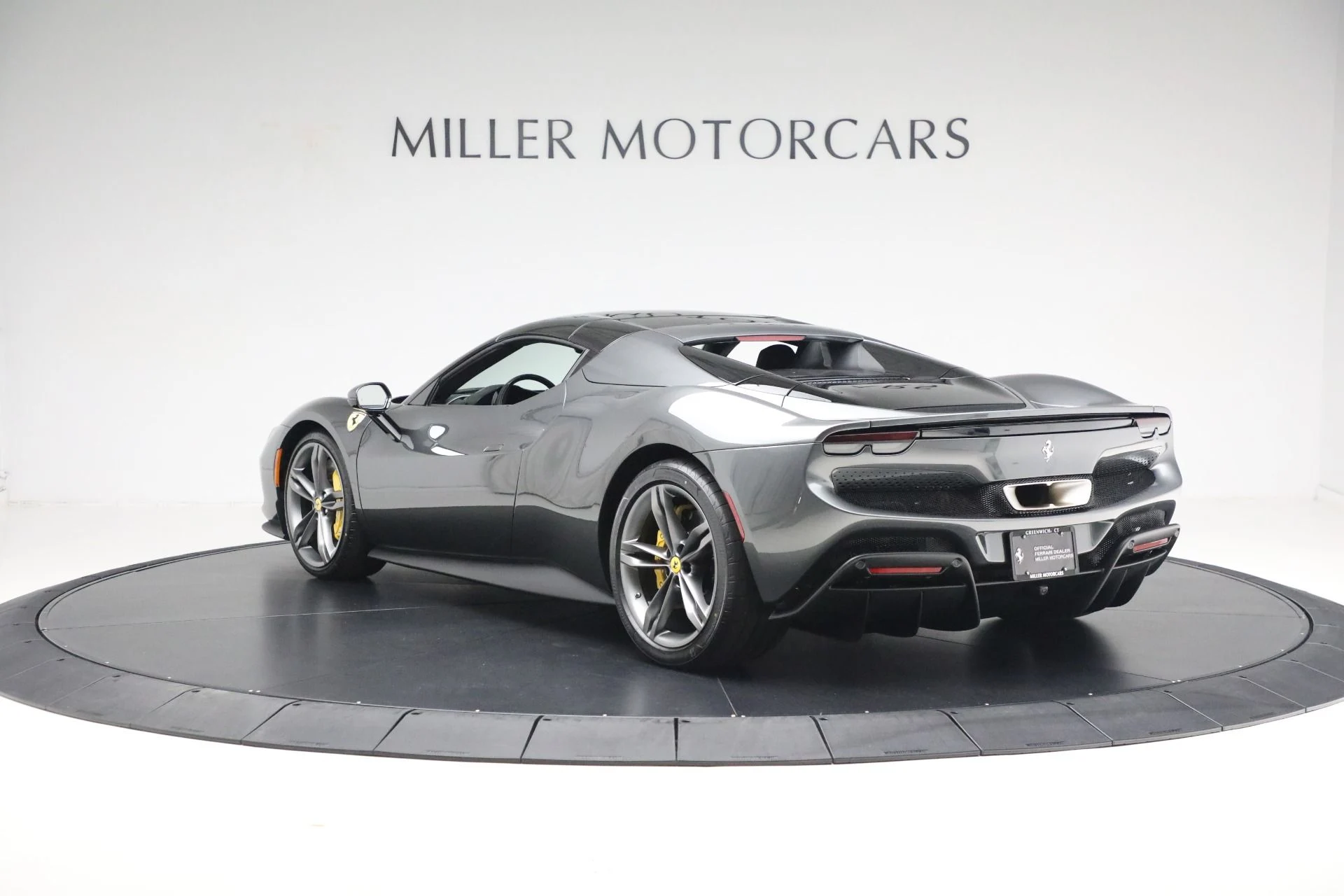 mph015_974152758_Used_2024_Ferrari_296_GTS_fb48bdba02