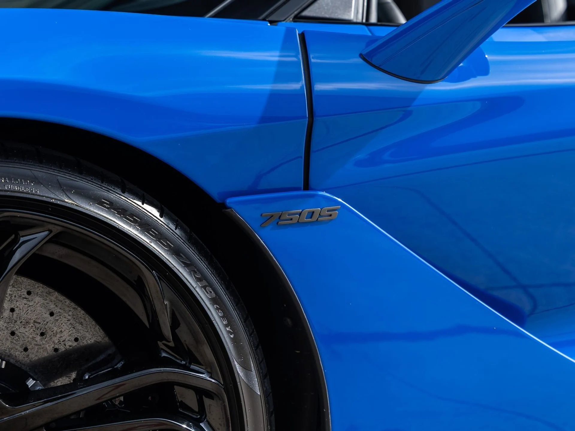 mph015_977608924_16_b21d9ae4eb