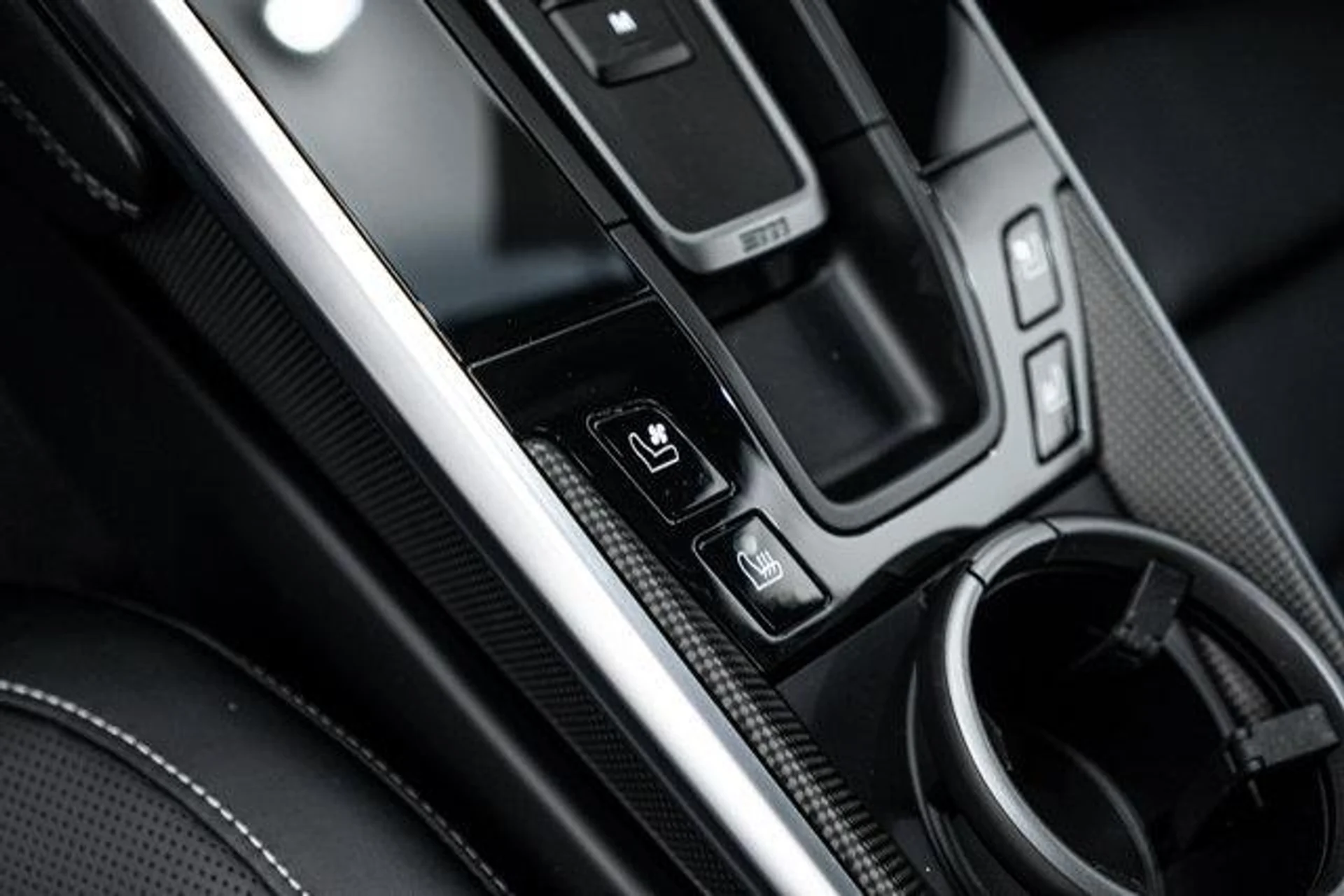 mph015_977655946_w_LDEZ_Nydh_Rf_Irp_Qr7_GG_Z7_E_5_T0_190cf363e4