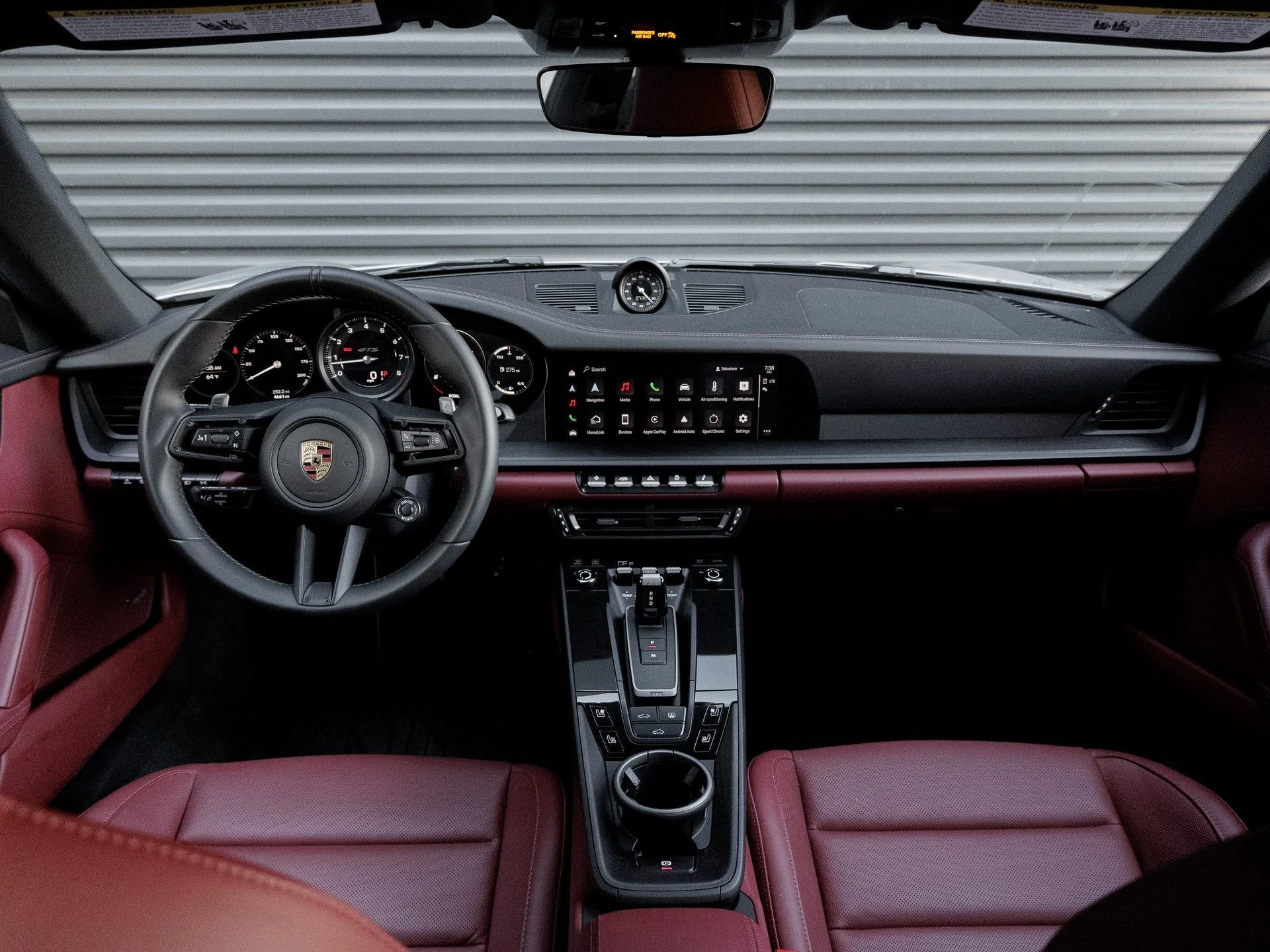 mph015_977867542_16_2ba6e9d739