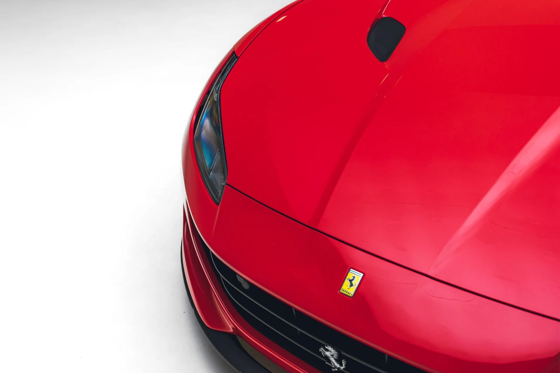mph015_978718393_Used_2019_Ferrari_Portofino_1781556043_bba7ed93ce