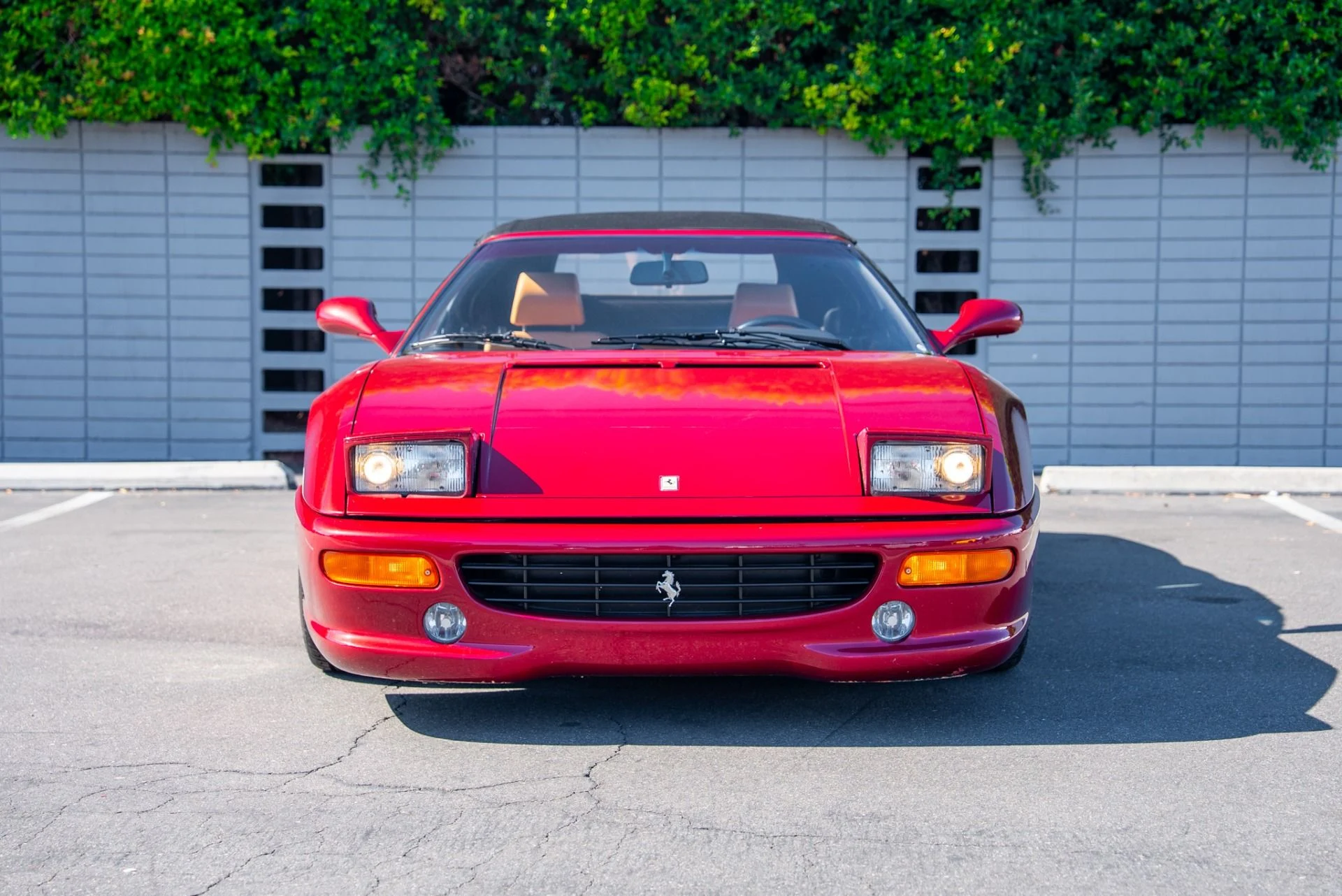 mph015_98275640_Used_1995_Ferrari_F355_Spider_1762303570_a09cda384a