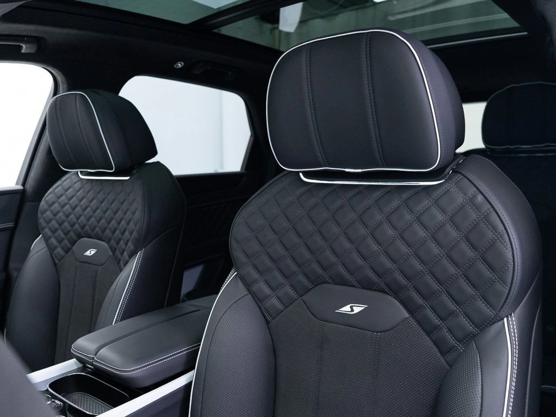 mph015_983646267_7cdb618e7b2a5542871260ace3b43e77_a4821874ee