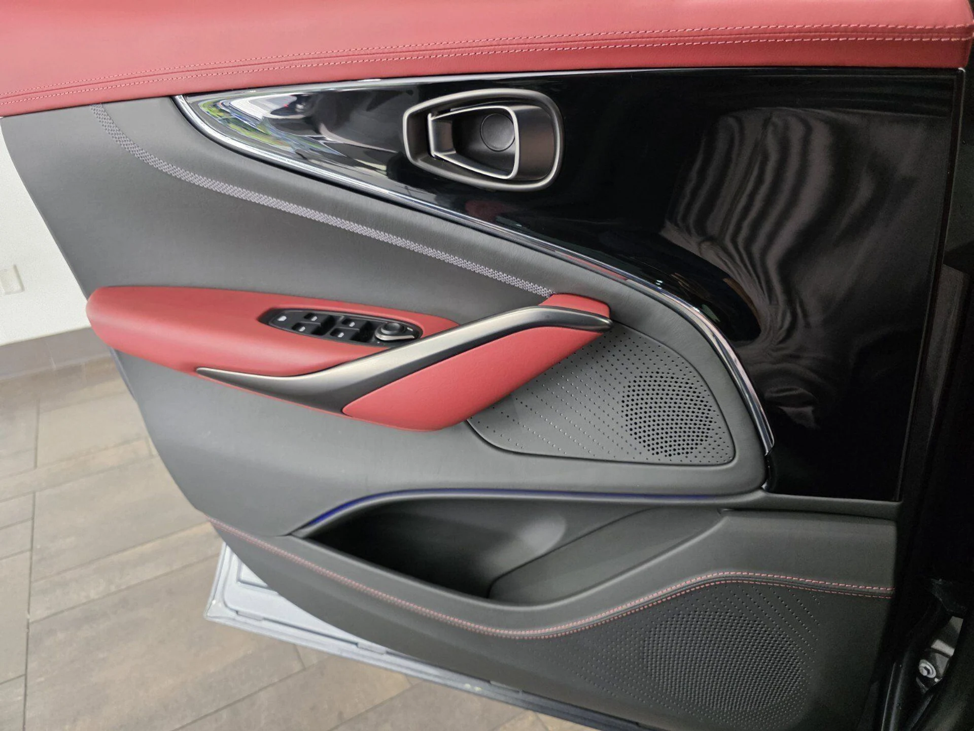 mph015_985763913_31a4258205556a60711620a24b0961ed_ed825215d8