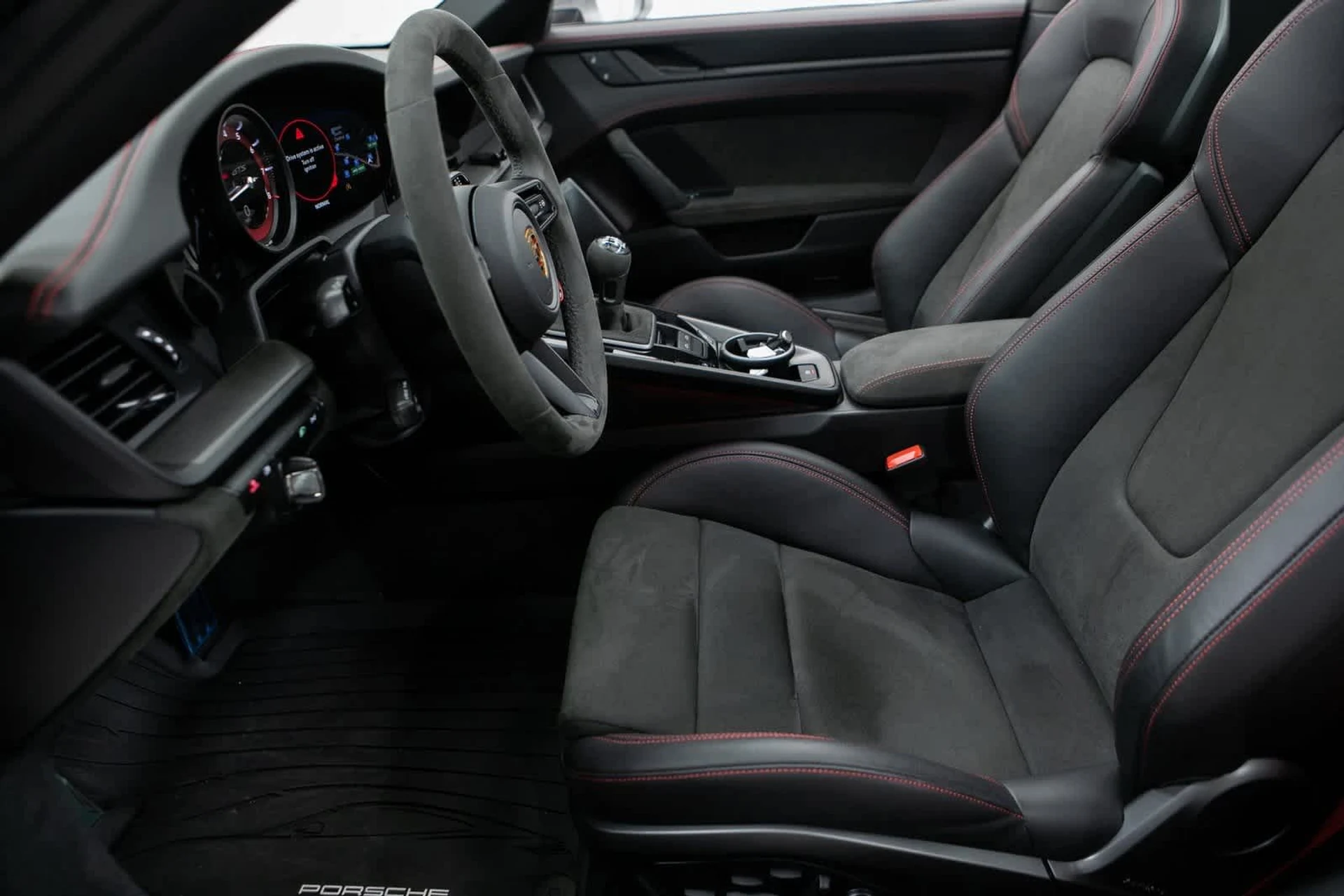 mph015_994619649_621c1017bae84600c51abeaa399e4c7ax_0134427e03