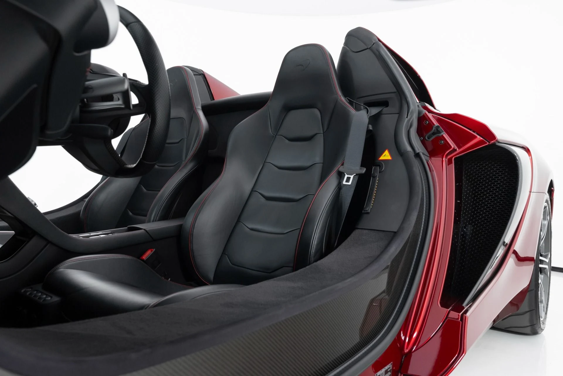 mph015_997799828_Used_2016_Mclaren_650_S_Spider_1758049510_a9470f2673