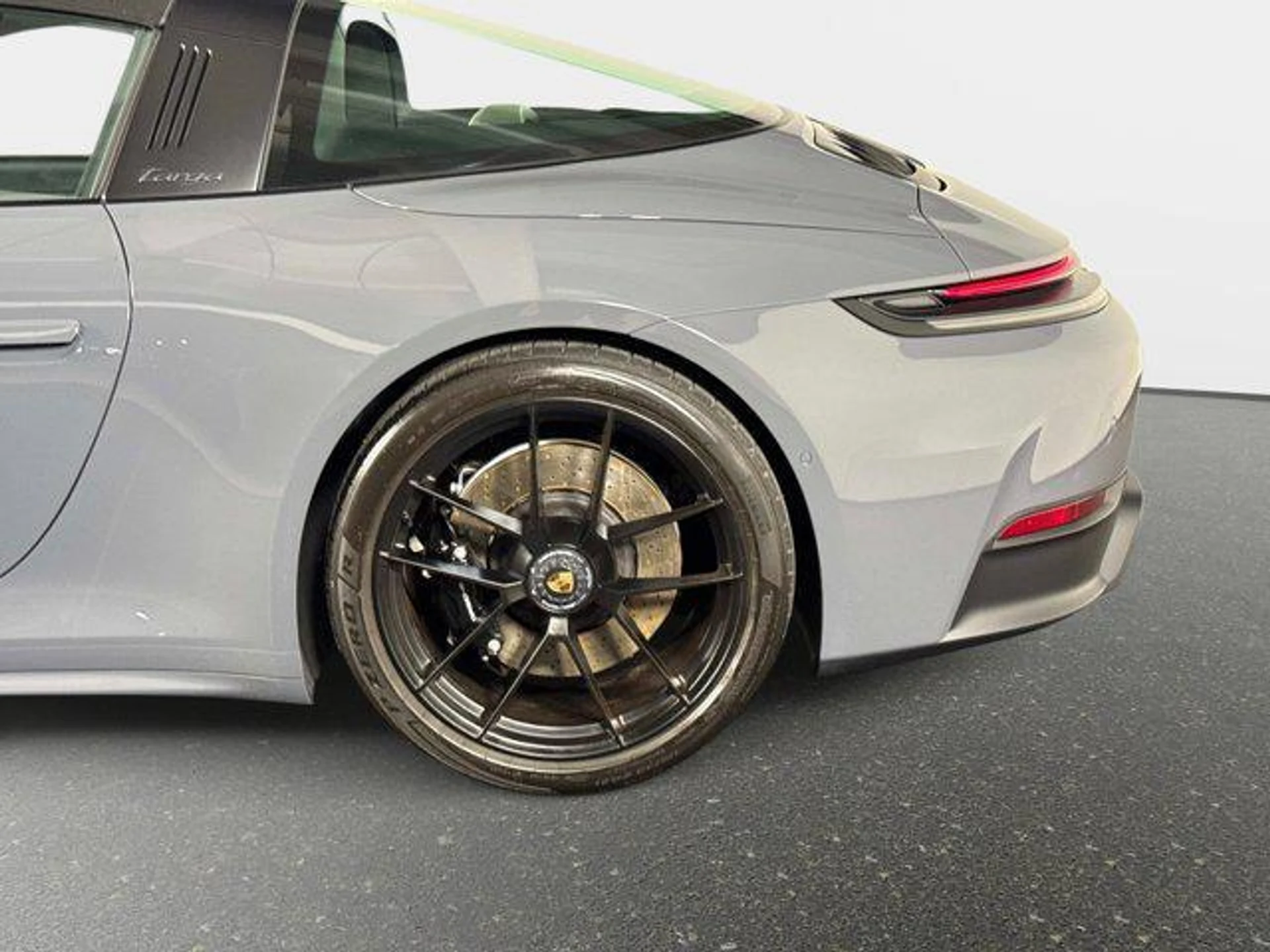 mph016_100233168_K8_A3y_IE_El_J2_Z7_Ya_UN_UK_Ju_Ws58_Y_9bb926c91c