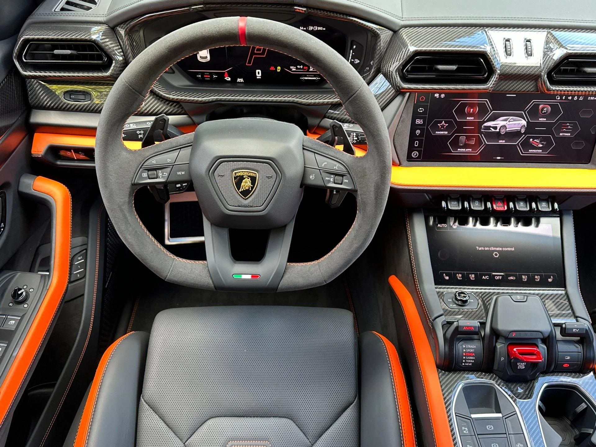 mph016_1010622194_Used_2025_Lamborghini_Urus_SE_1755160814_2d27859f92