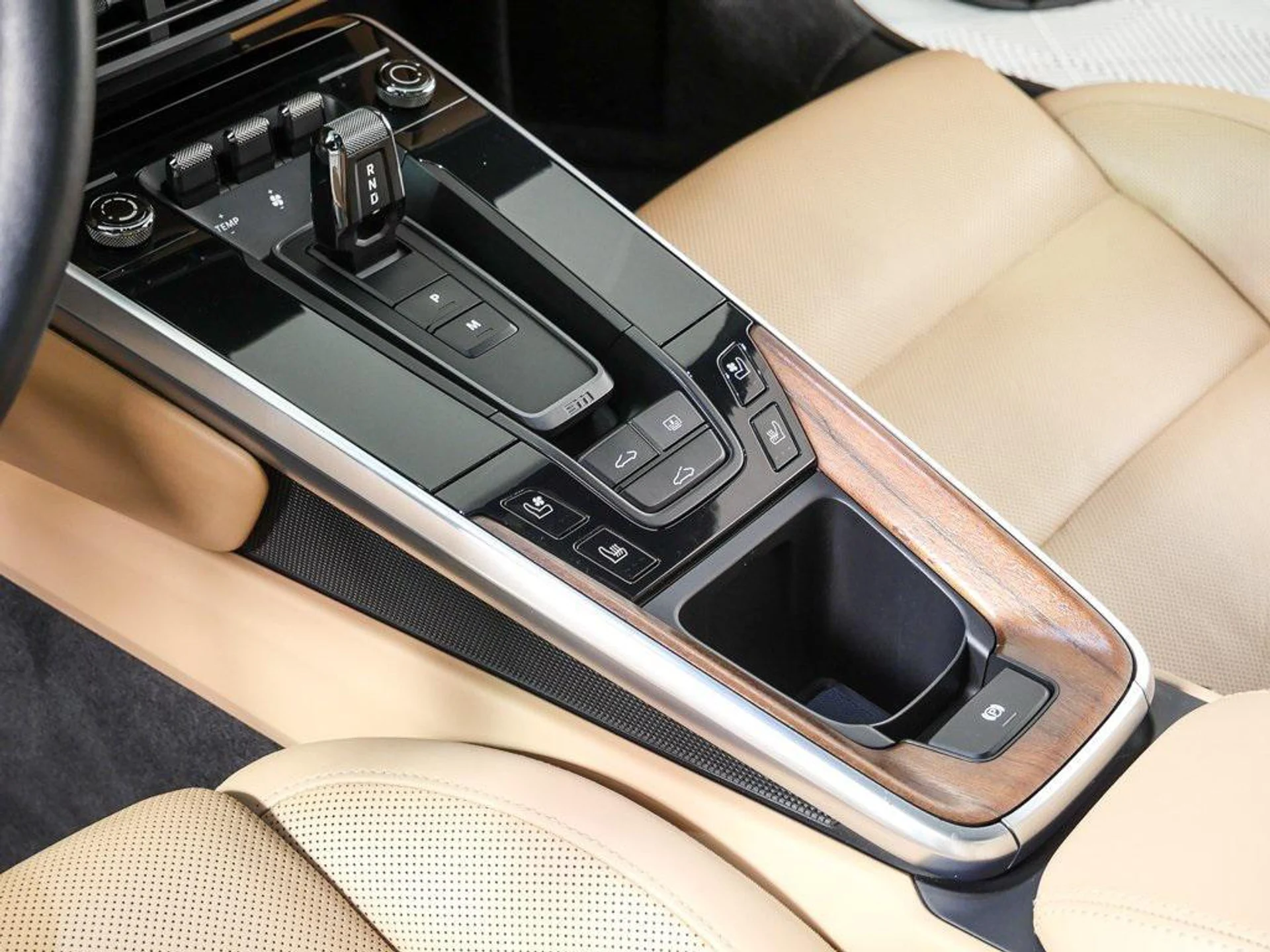 mph016_1011970416_n_C505m_VK_1_DDC_Th_Y_Zr_SFQA_Iw_C8_Jk_2e13c4b5f5