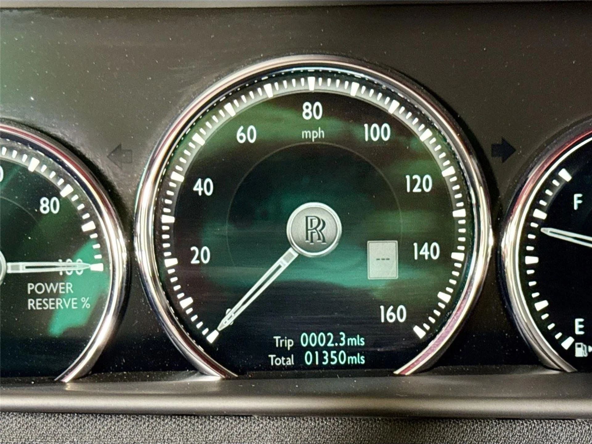 mph016_101271568_57ed209b0d35923c086979e354f4bd70_1f43f702af