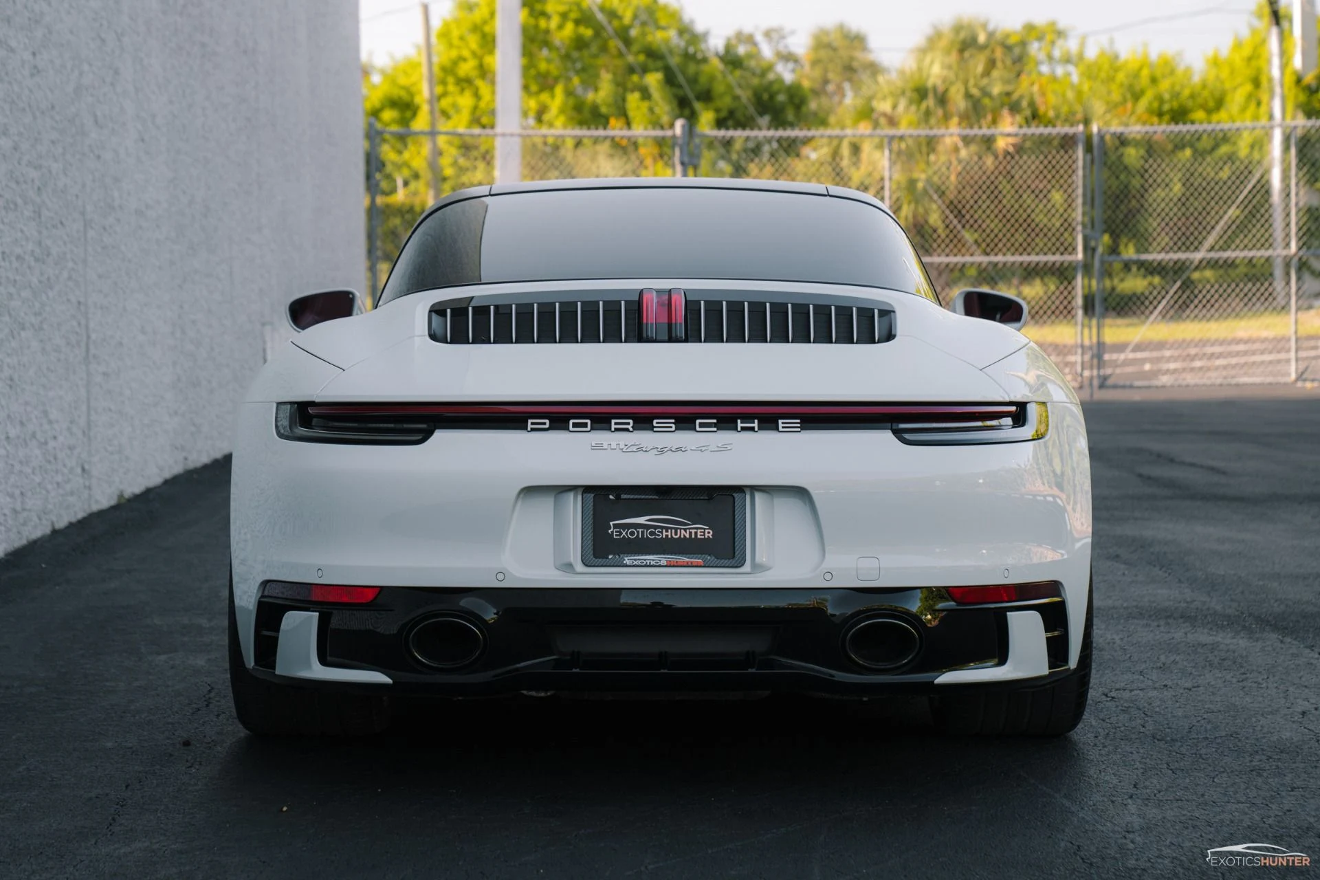 mph016_1014343972_Used_2022_Porsche_911_Targa_4_S_w_187_K_MSRP_CC_Bs_Premium_Package_1753913032_90b69add56