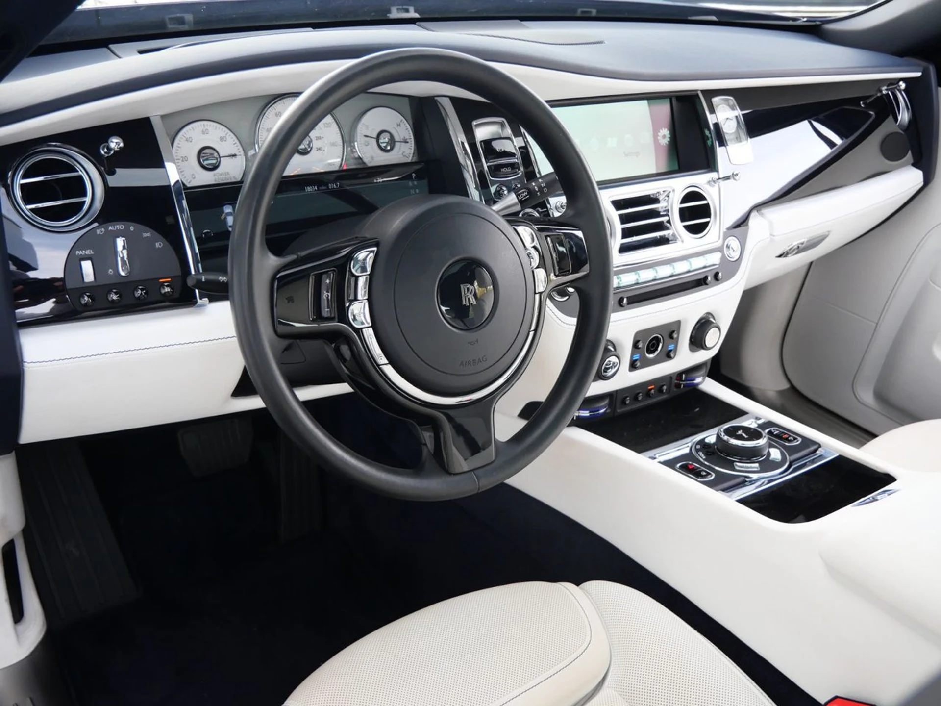 mph016_1014414382_fc79a86cfaaa4fb3b0909367ee7dfbecx_9e92ff1bb6