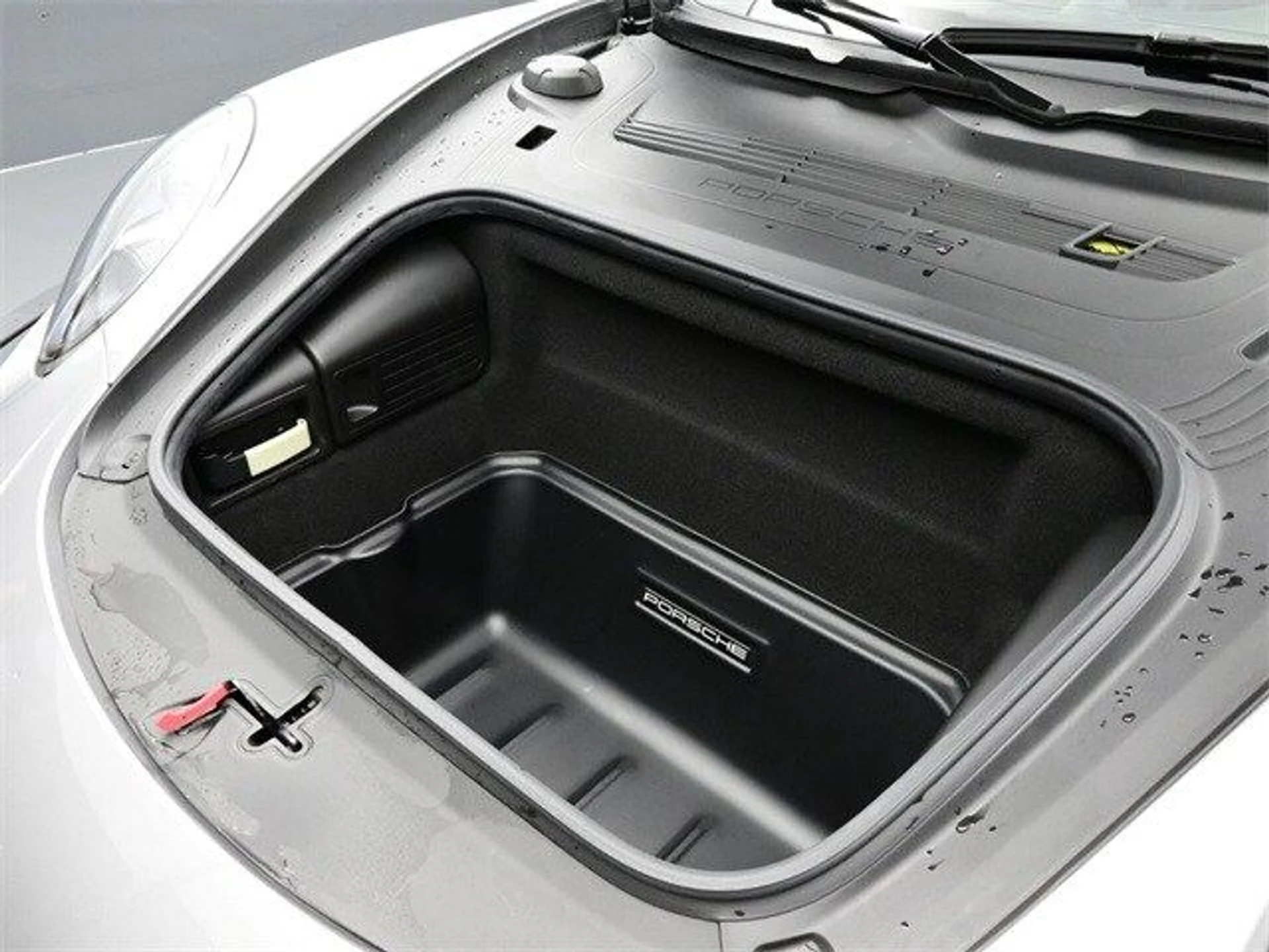 mph016_1024417417_406919e799753bbc131cee5761ec32dax_13c63828b9