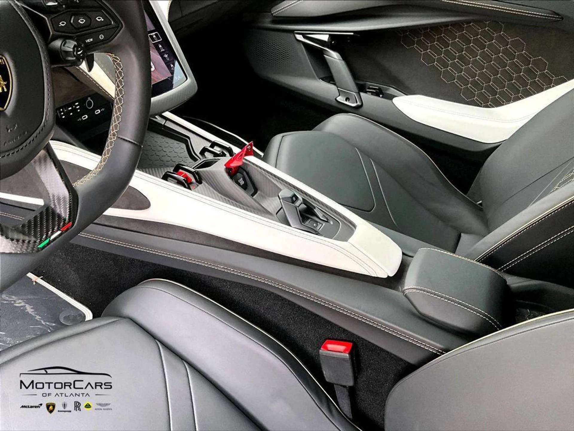 mph016_1028121161_nxk_Tq_q_Bq_Lz8b_HAE_2_Mdx_AT_Bjtso_d614b9a892