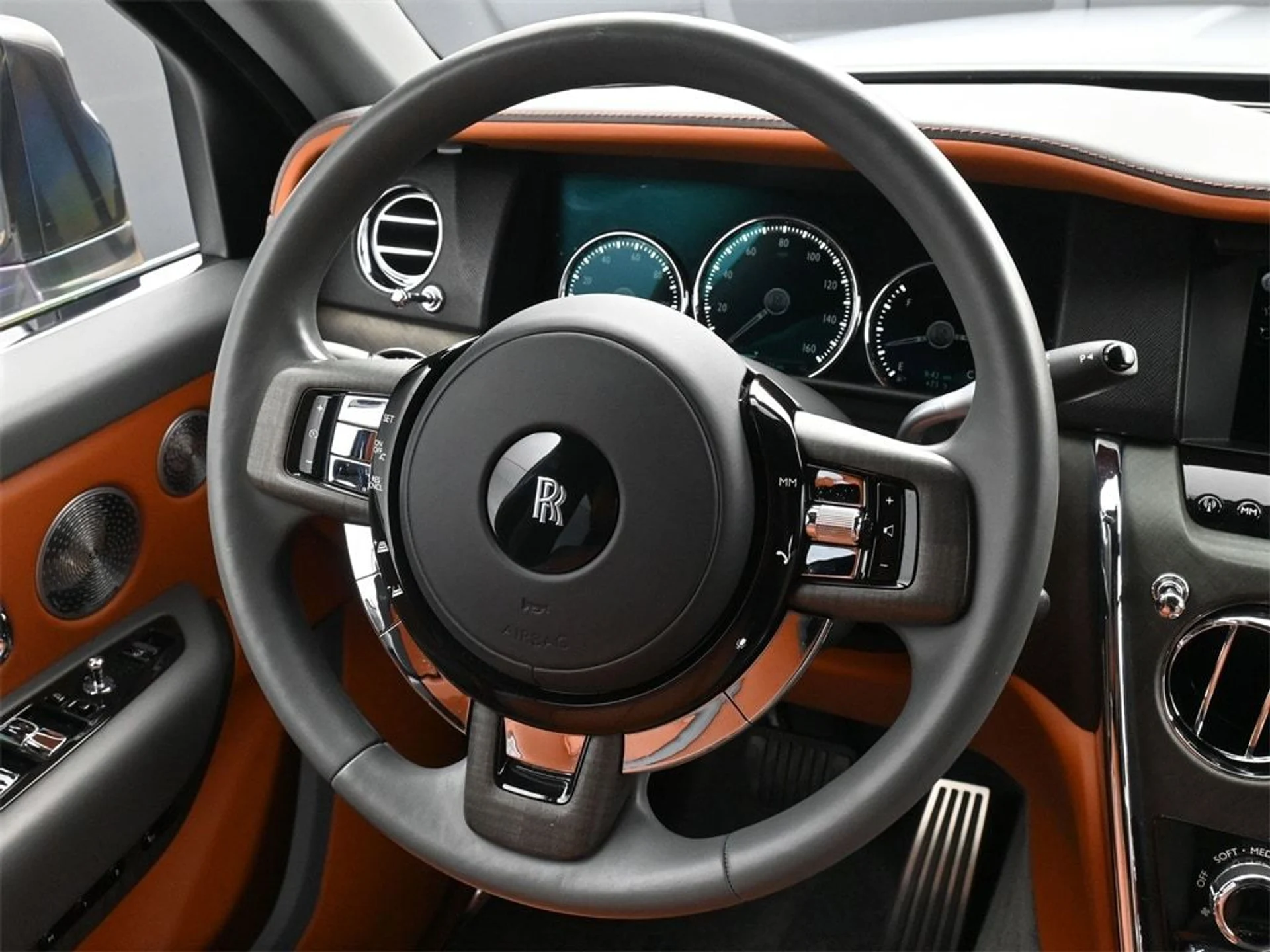 mph016_1041564803_506dfcedee9b55f236af2cf8536cd397x_f8d5bfc58e