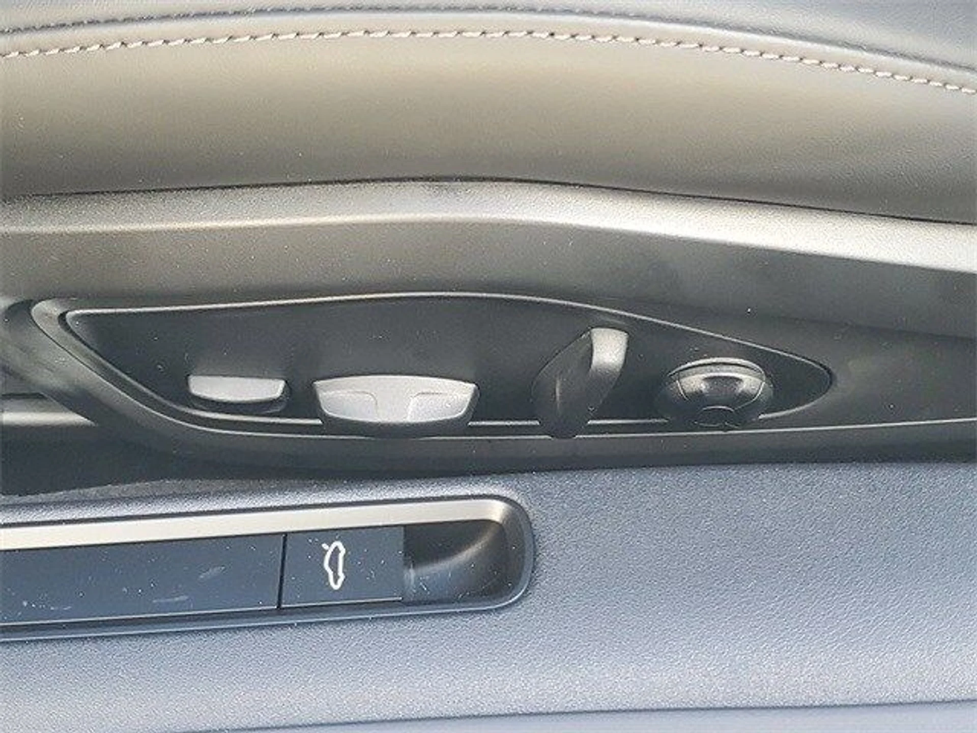 mph016_1042701449_5f29122cb4cd11f35913e31dce5fe591x_6a807de2ac