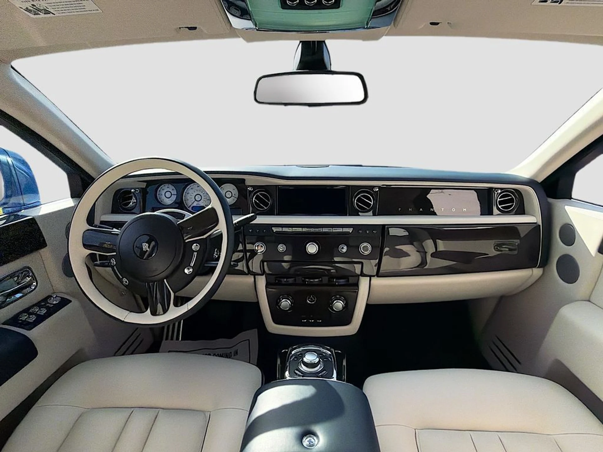 mph016_1044271935_c79785824b854f4fe9e0e8fa027193e4x_b9e424d611