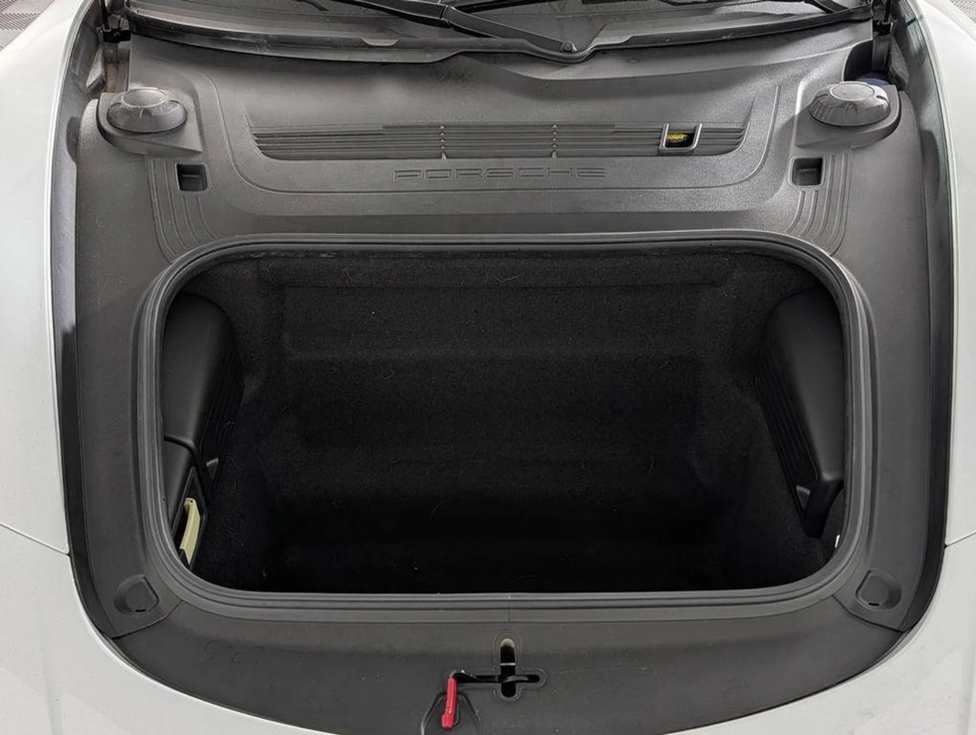 mph016_10529899_rz_Ibg_K5_A_Ojy_BCQ_B_Urkrn5ibj_U_5f82dc2c70