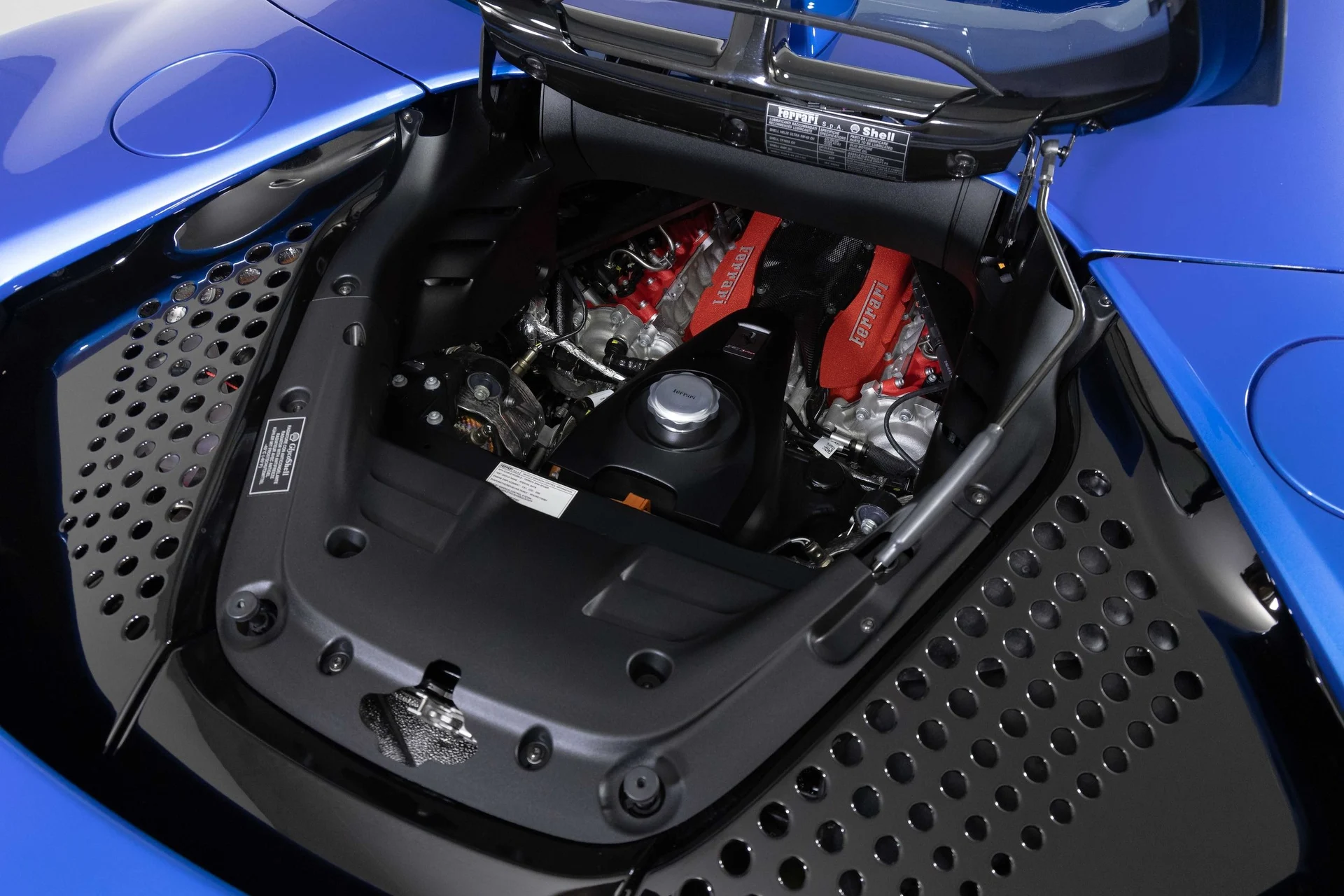 mph016_105508727_6922a675237649ba80a588f54e44cd32_ef4b55c8f2