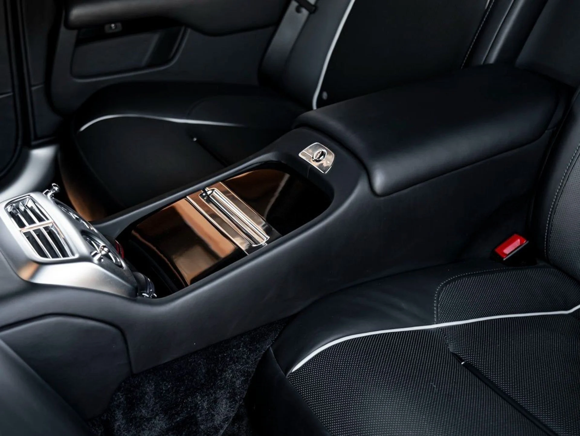 mph016_1056795184_17_c1c8d56a31