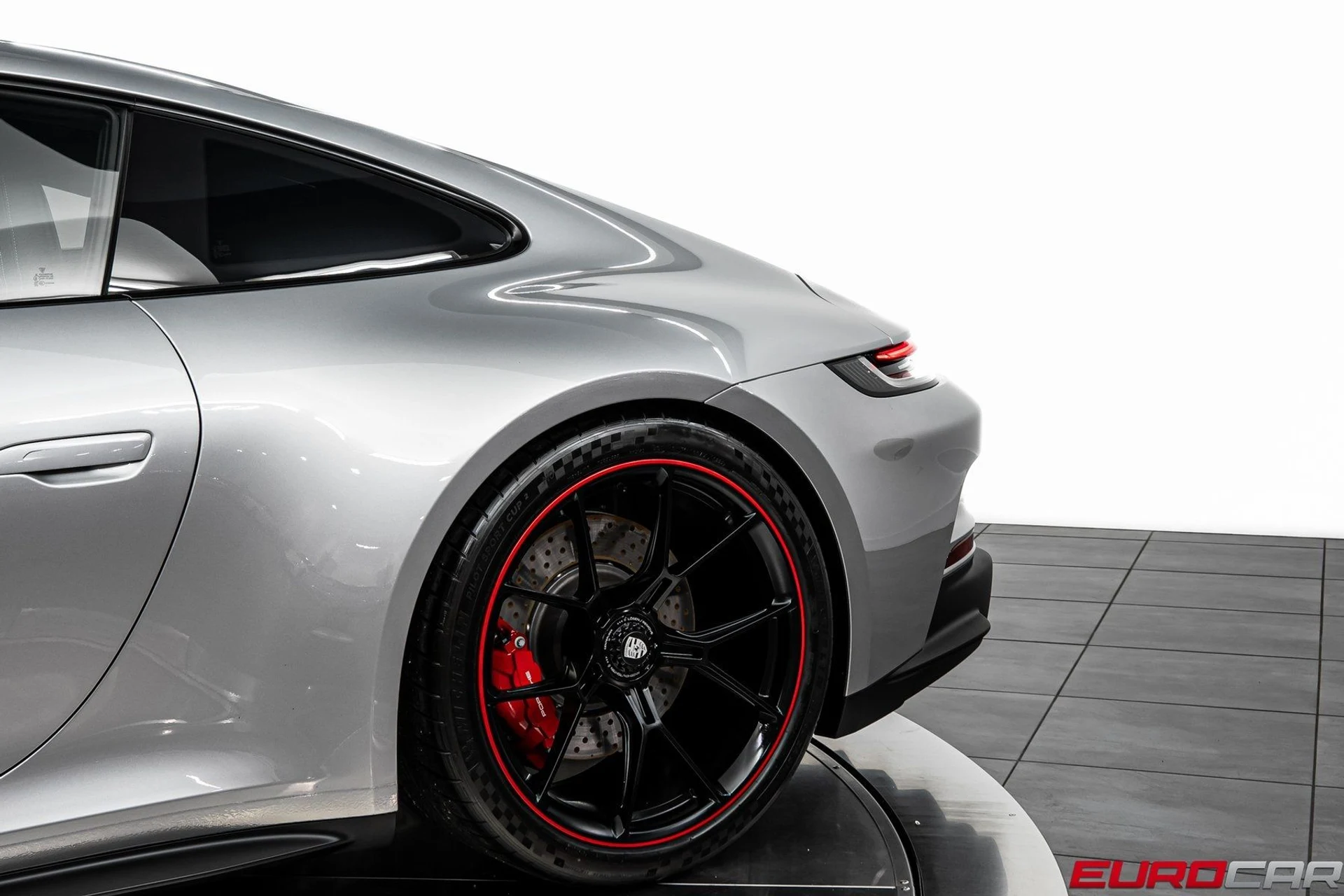 mph016_1058923196_image_17_6632967728